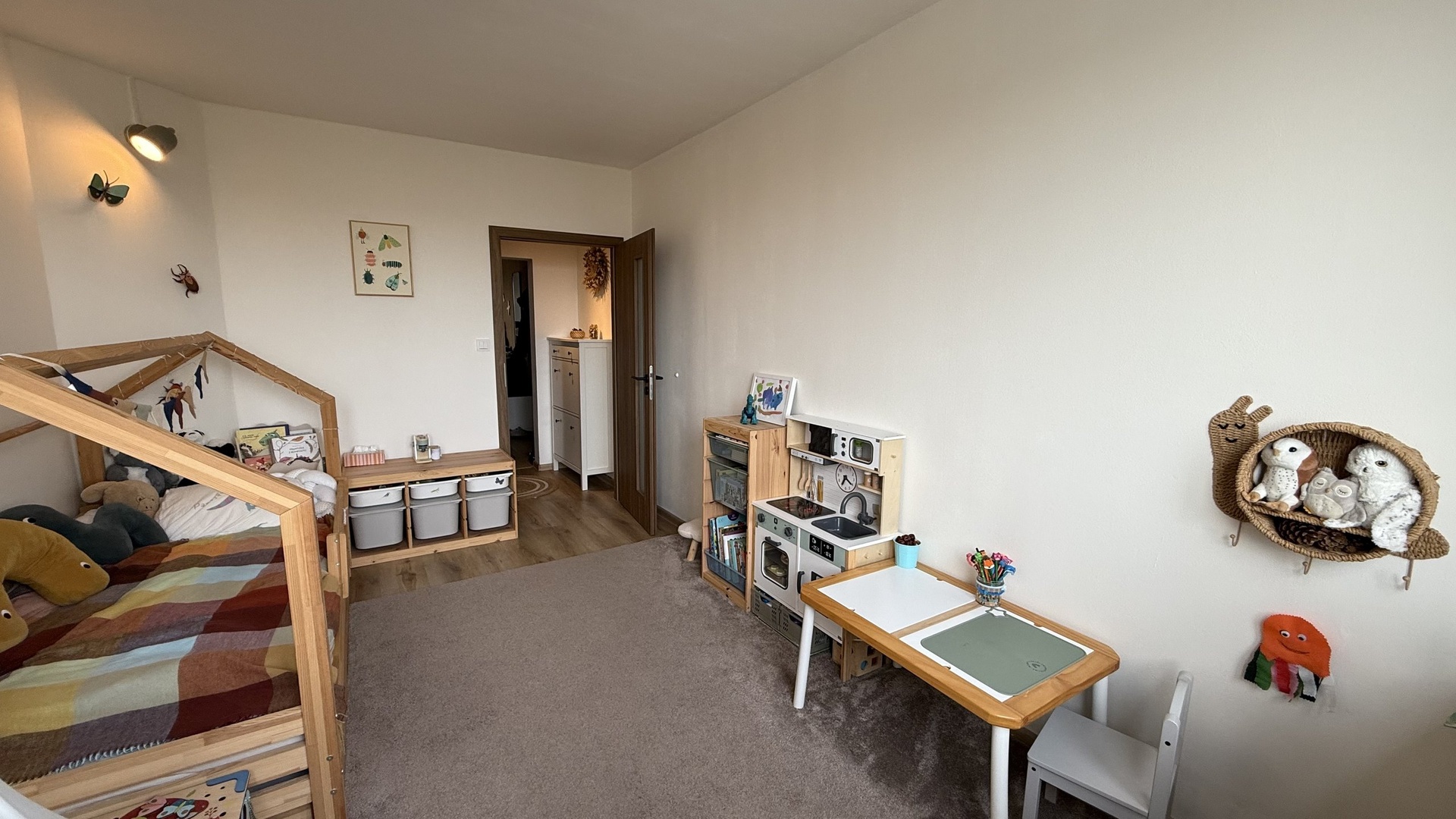Prodej moderního bytu 3+kk, 67m2, lodžie, sklep, Gutova, Praha 10 Strašnice