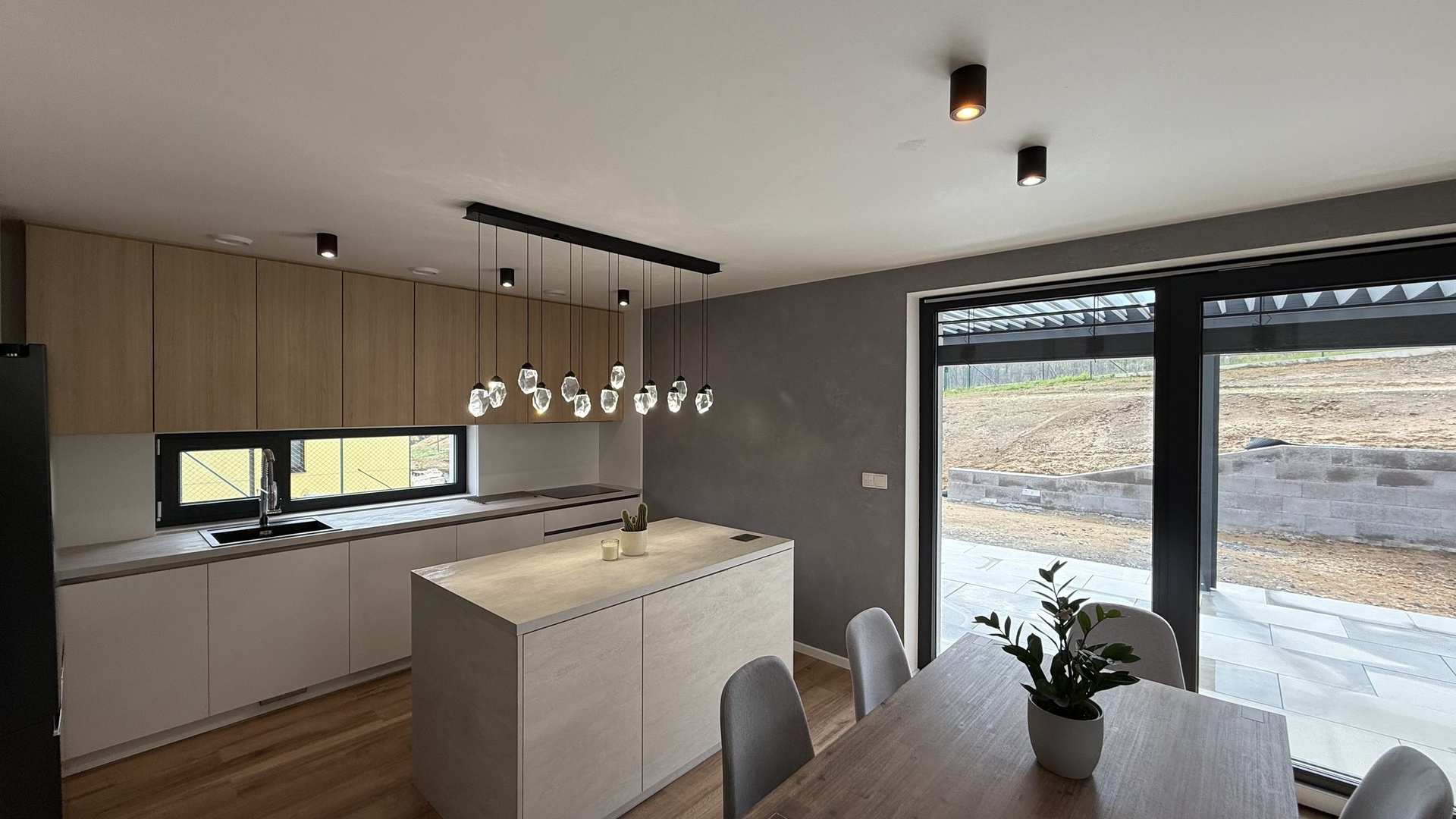 Prodej novostavby RD 5+kk,  124 m2, zahrada 719 m2, parkování, Panenské Břežany, Praha-východ