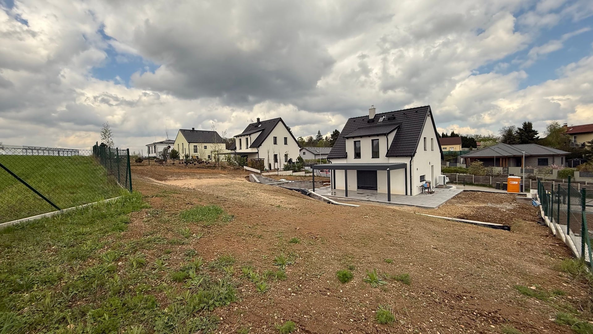 Eichner Prodej novostavby RD 5+kk,  184 m2, zahrada 719 m2, parkování, Panenské Břežany, Praha-východ