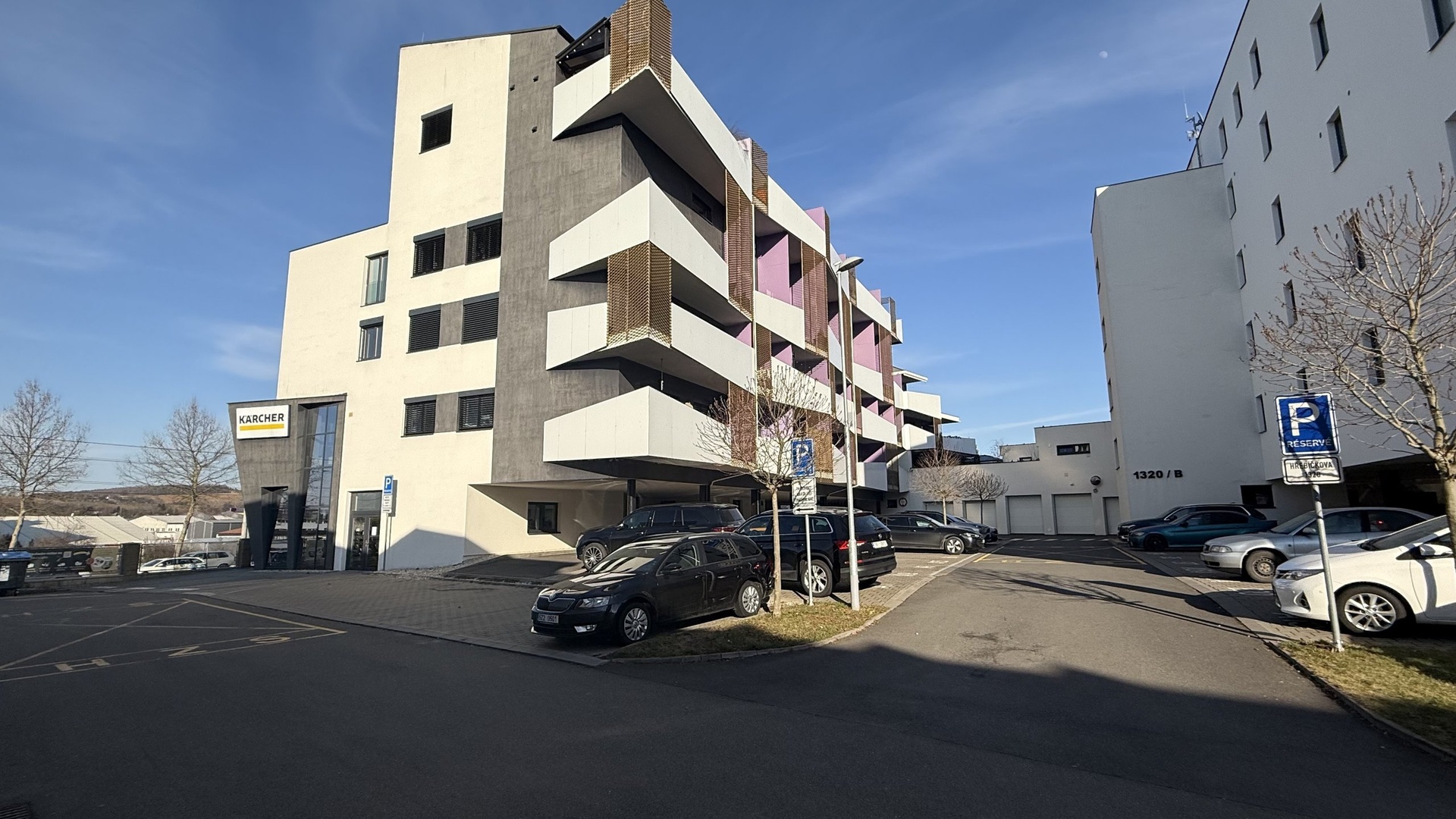 Pronájem bytu 2+kk, 30 m2, sklep, balkón, parkovací místo, Hřebíčkova, Zlín - Malenovice