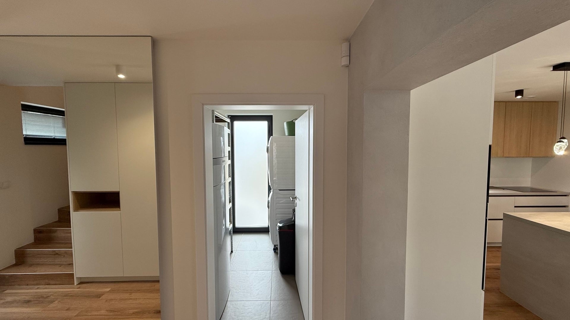 Prodej novostavby RD 5+kk,  184 m2, zahrada 719 m2, parkování, Panenské Břežany, Praha-východ