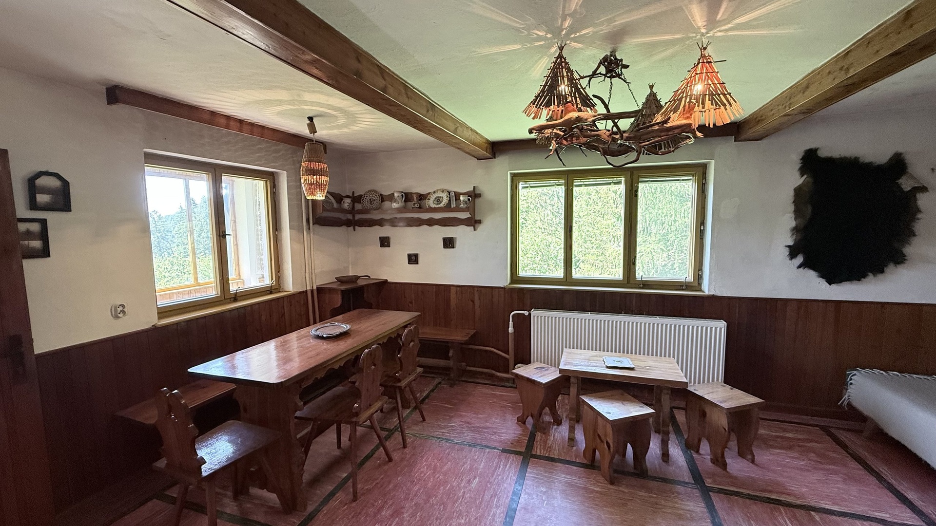 Prodej rekreační chaty 3+1, 139 m2, zahrada, terasa, garáž, Košařiška, Držková