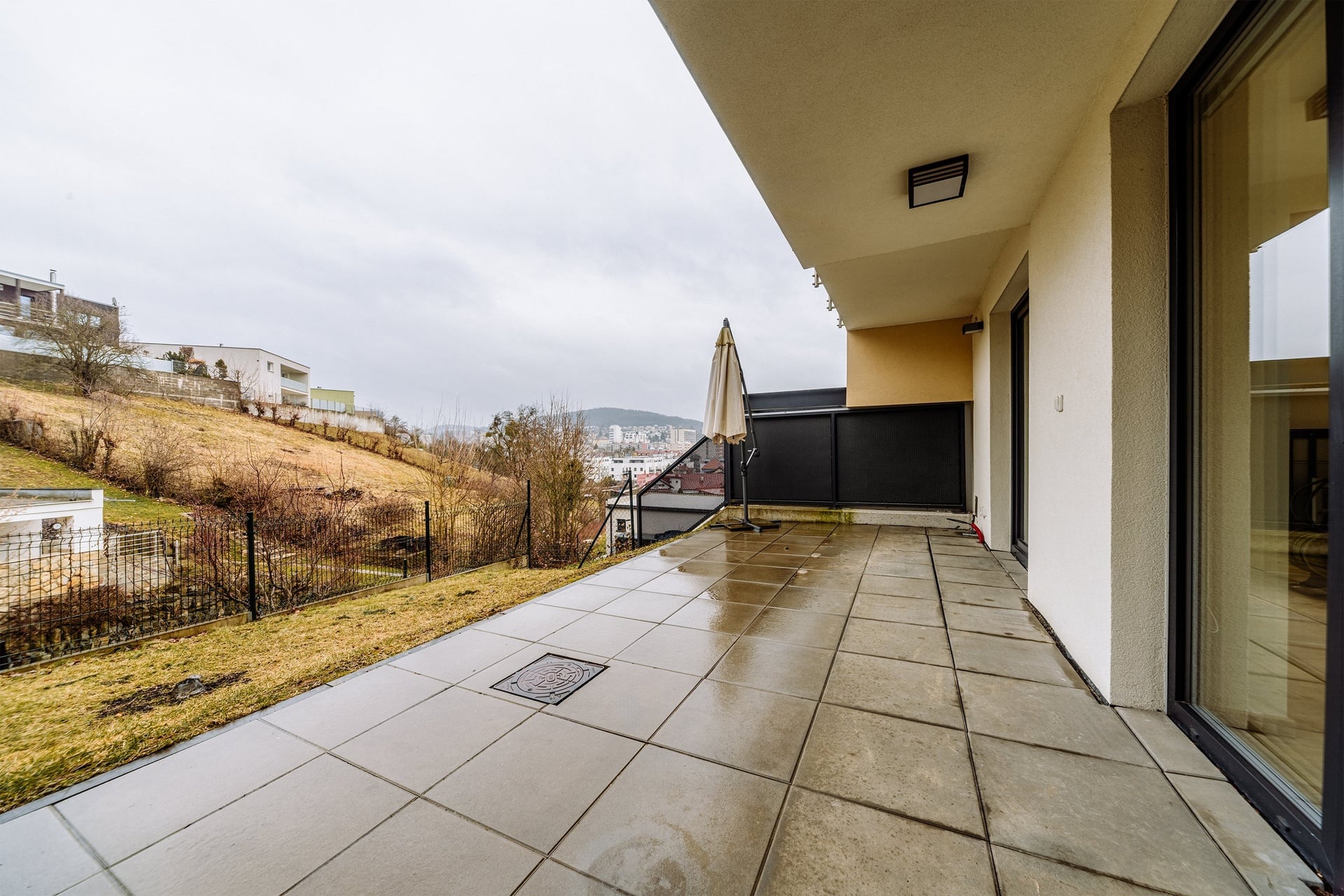 Pronájem RD 6+2, 234 m2, zahrada, terasa, lodžie, garáž, parkování, Pod Stráněmi, Zlín