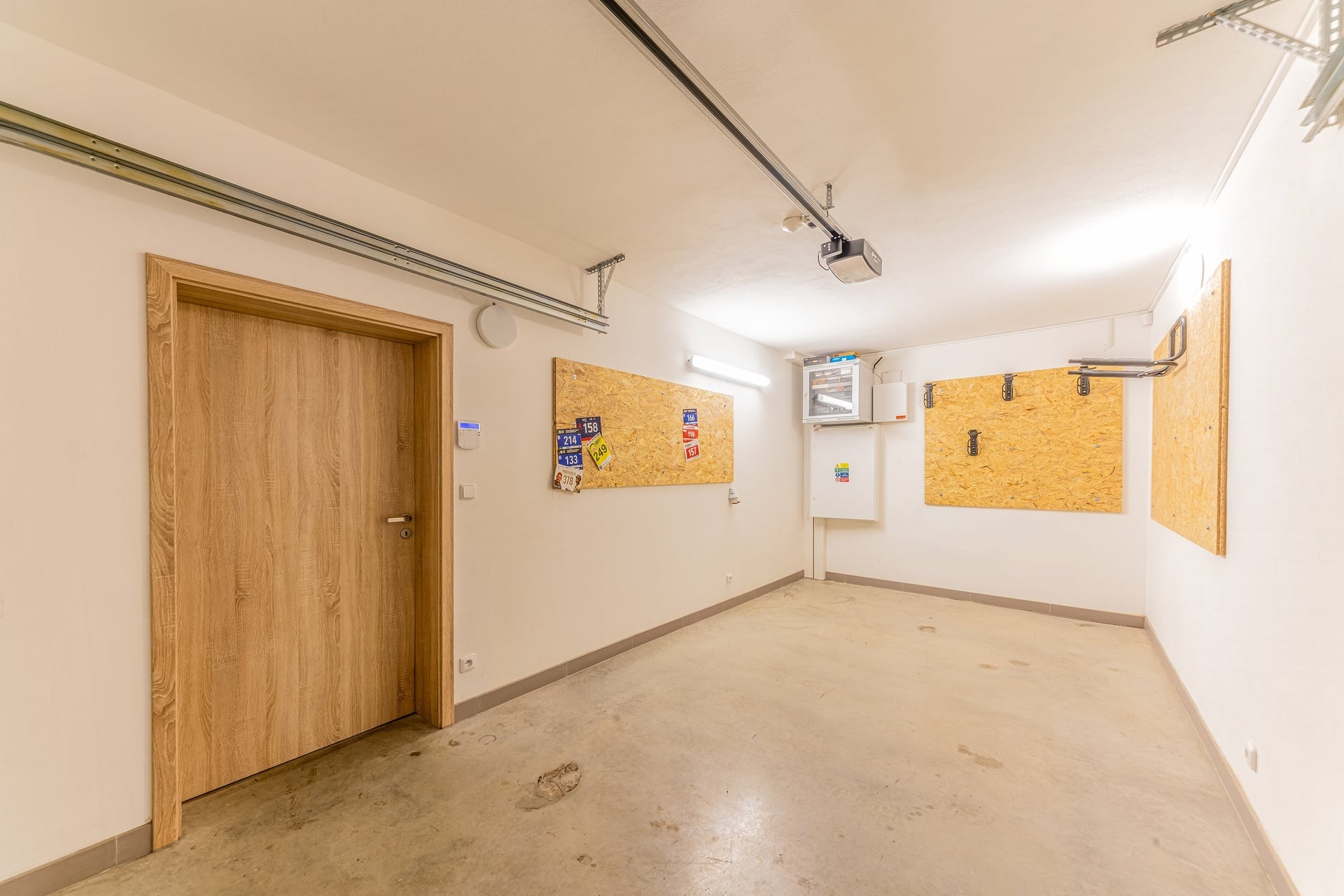 Pronájem RD 6+2, 234 m2, zahrada, terasa, lodžie, garáž, parkování, Pod Stráněmi, Zlín