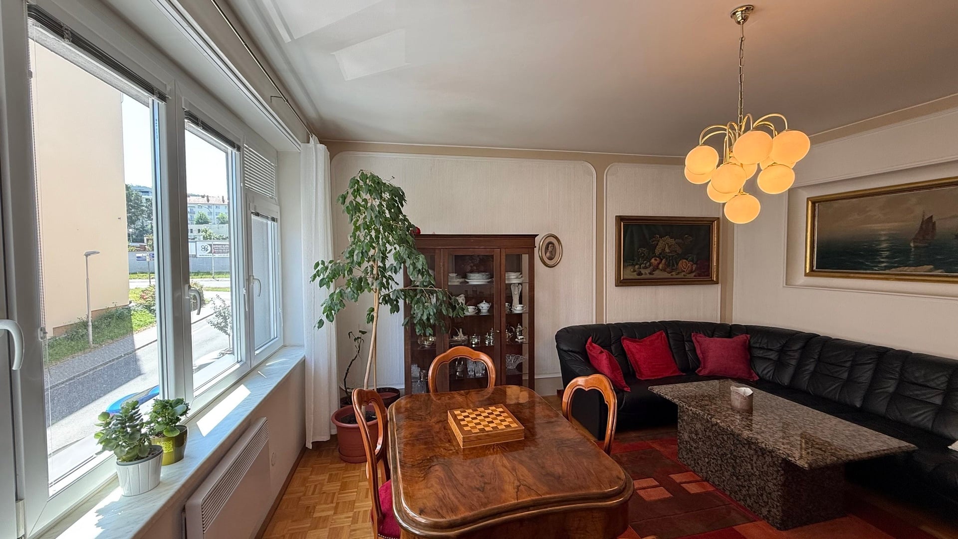 Prodej RD 6+2, 376 m2, zahrada, terasa, sklep, parkování, Lorencova, Zlín