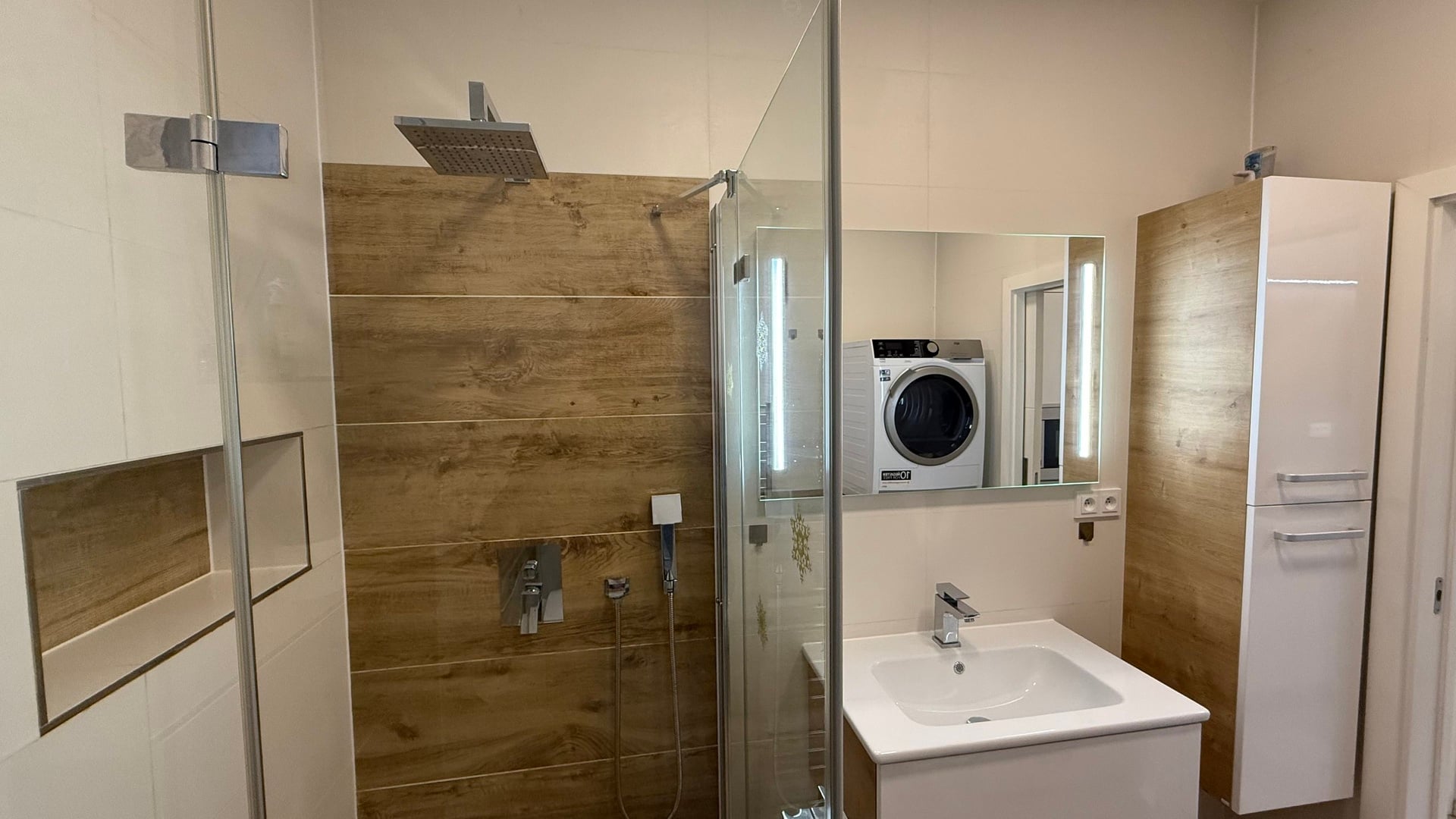 Prodej cihlového bytu 3+kk, 62 m2, sklep, parkování, centrum, Uherský Brod