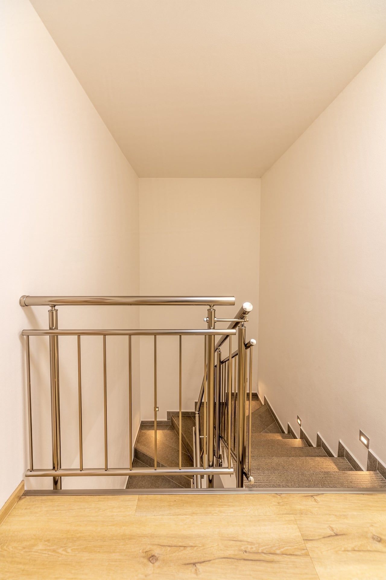 Pronájem RD 6+2, 234 m2, zahrada, terasa, lodžie, garáž, parkování, Pod Stráněmi, Zlín