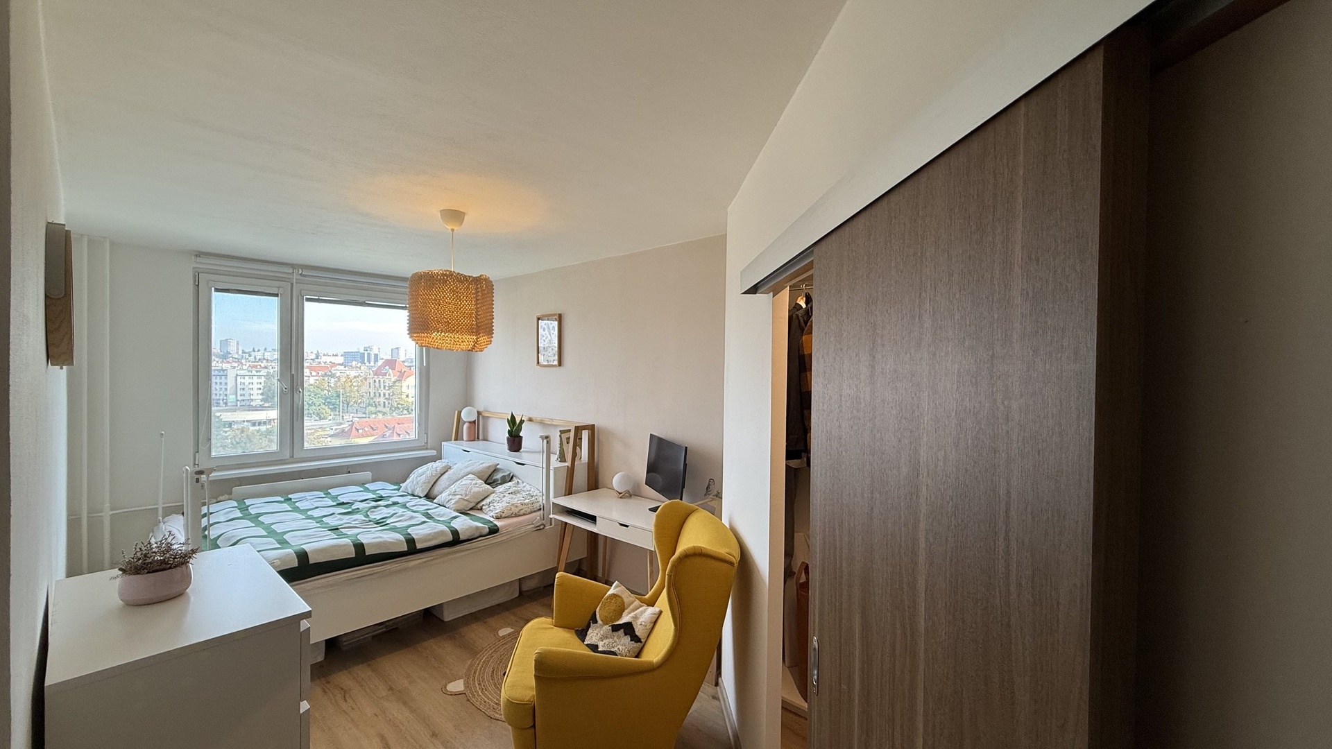 Prodej moderního bytu 3+kk, 67m2, lodžie, sklep, Gutova, Praha 10 Strašnice