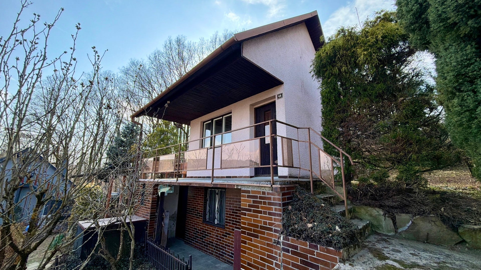 Prodej chaty 3+kk, 57 m², balkon, sklep, pergola, zahrada, Březnice u Zlína