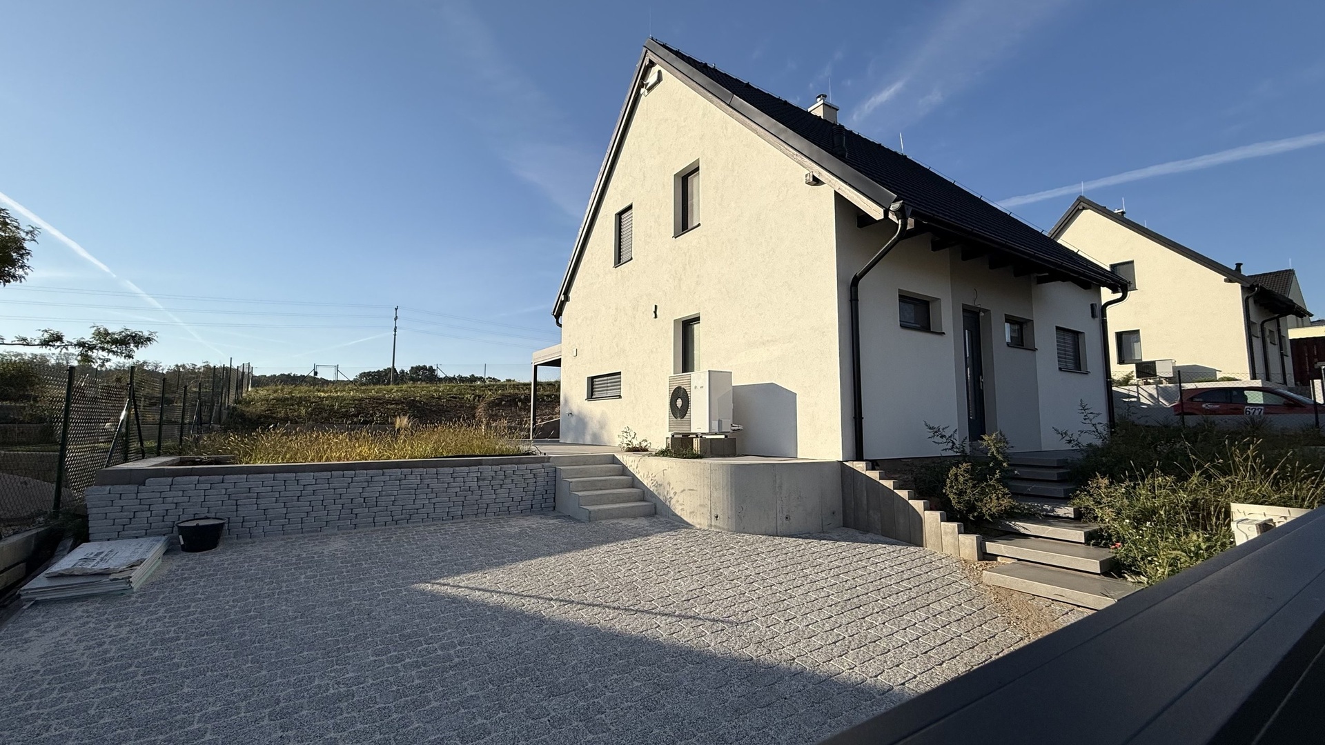 Prodej novostavby RD 5+kk,  124 m2, zahrada 719 m2, parkování, Panenské Břežany, Praha-východ