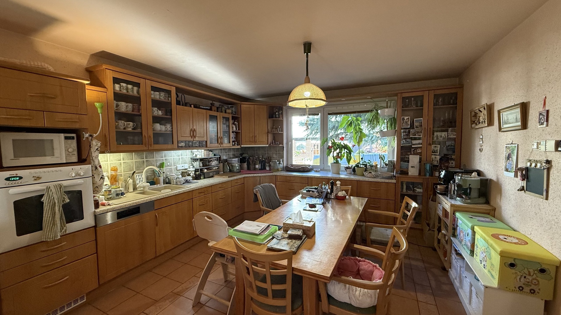 Prodej RD 6+kk, 235 m2, Nivy II, Pozlovice, zahrada, garáž, 2x parkovací místo, Luhačovice