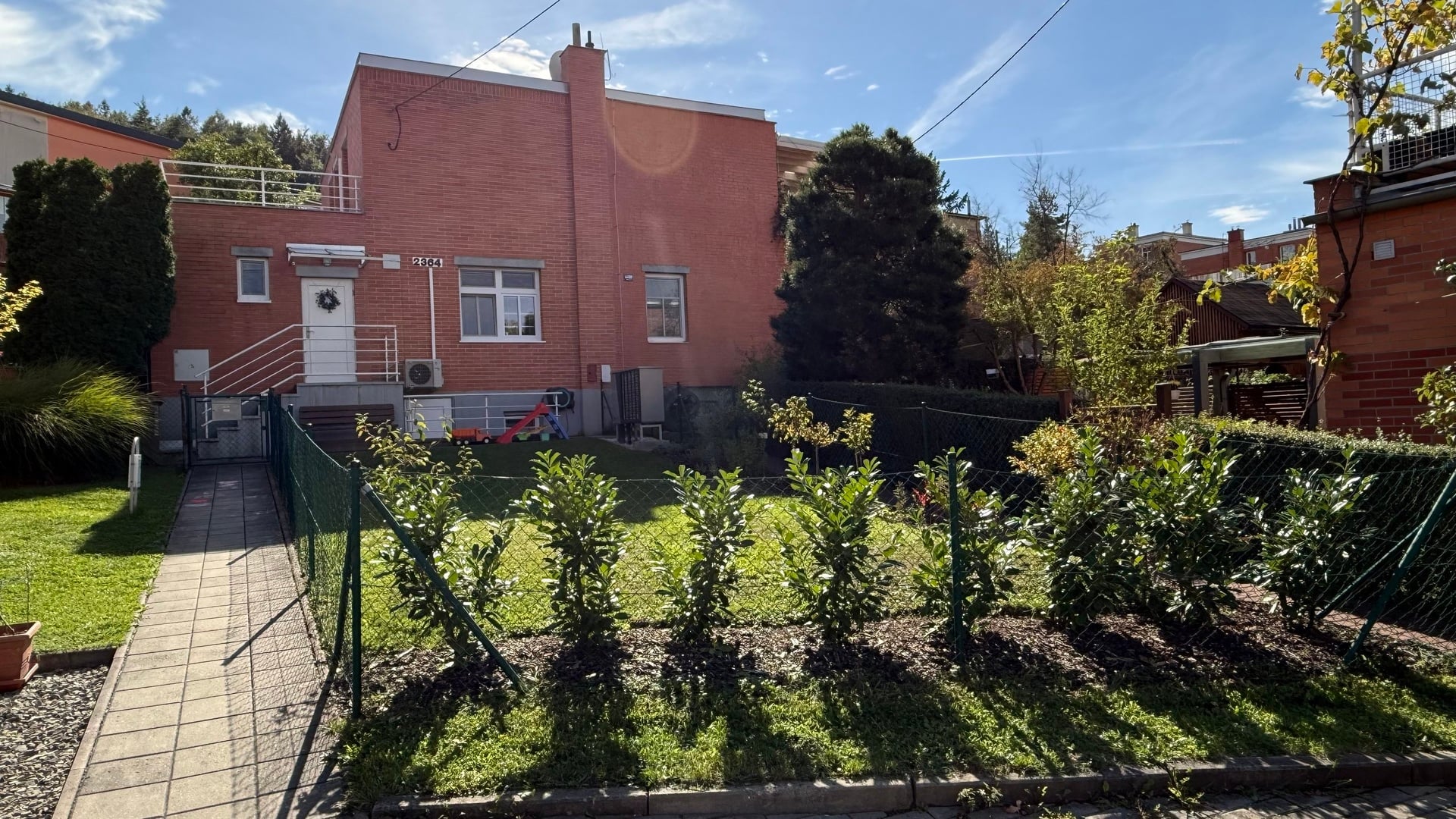 Prodej baťovského domku 4+kk, 109 m2, terasa, přístavba, sklep, parkovací stání, vlastní pozemek, Příkrá, Zlín