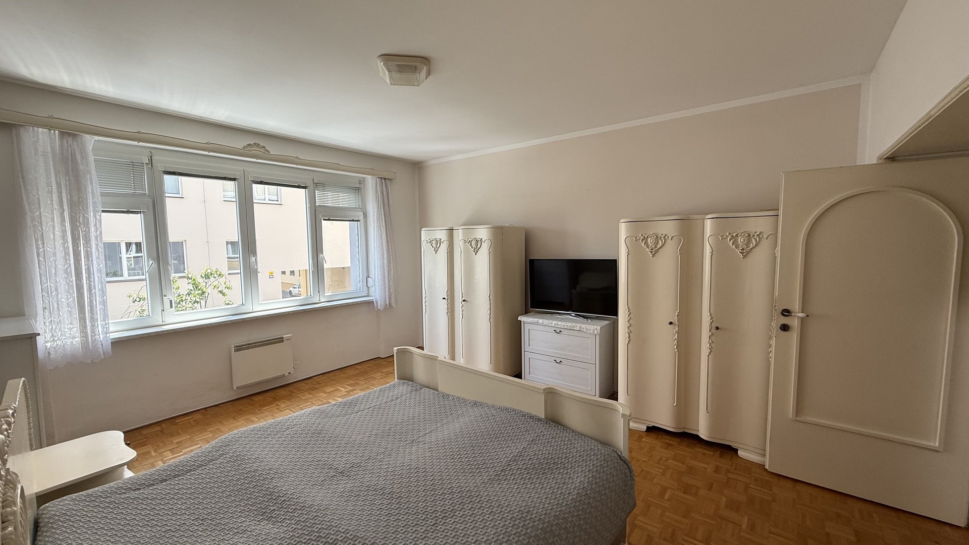 Prodej RD 6+2, 376 m2, zahrada, terasa, sklep, parkování, Lorencova, Zlín