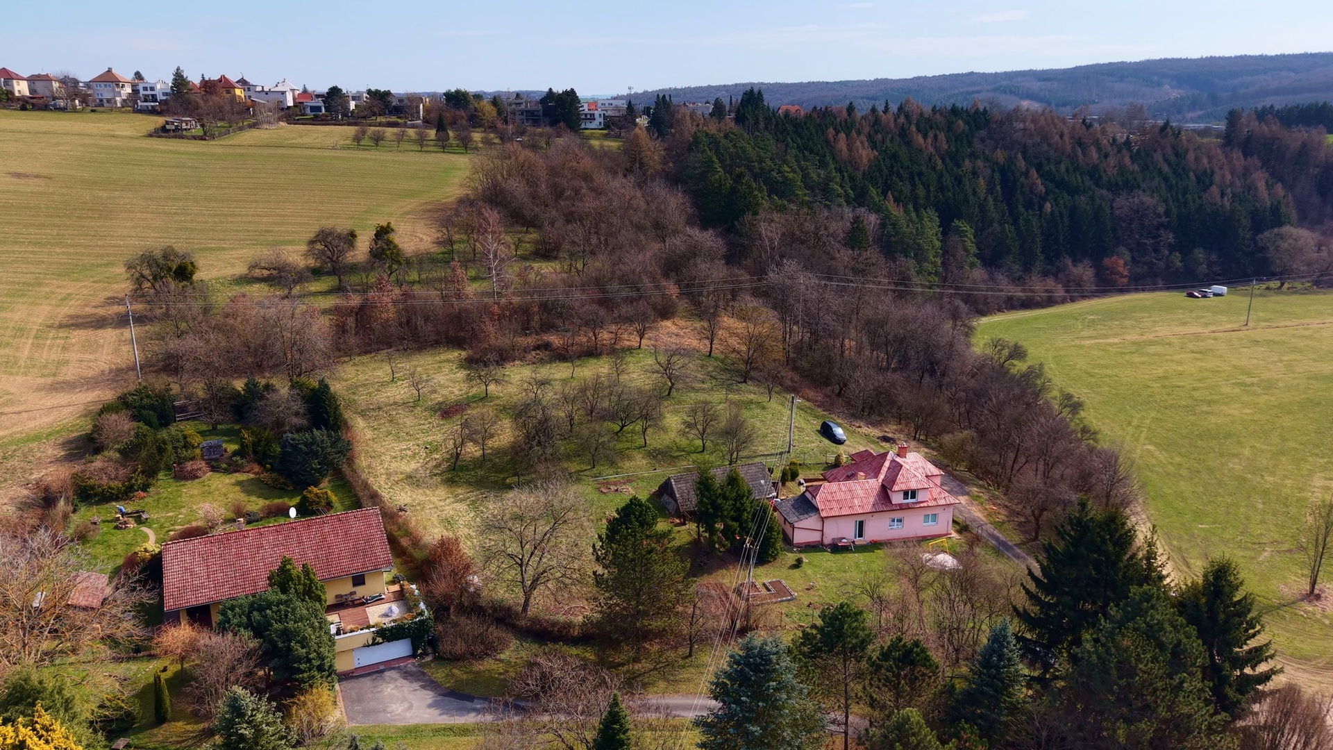 Prodej zasíťovaného stavebního pozemku , 1359 m2, Kostelec u Zlína