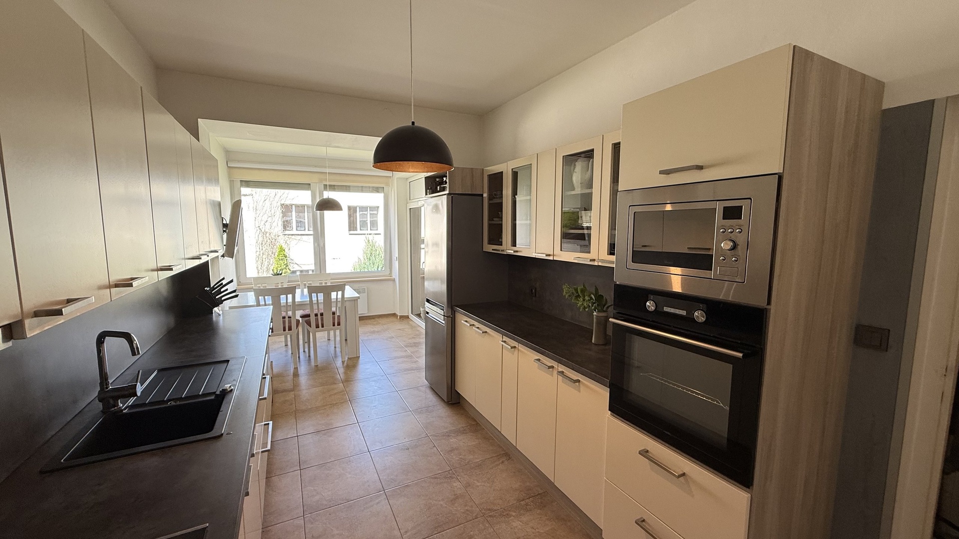 Prodej RD 6+2, 376 m2, zahrada, terasa, sklep, parkování, Lorencova, Zlín