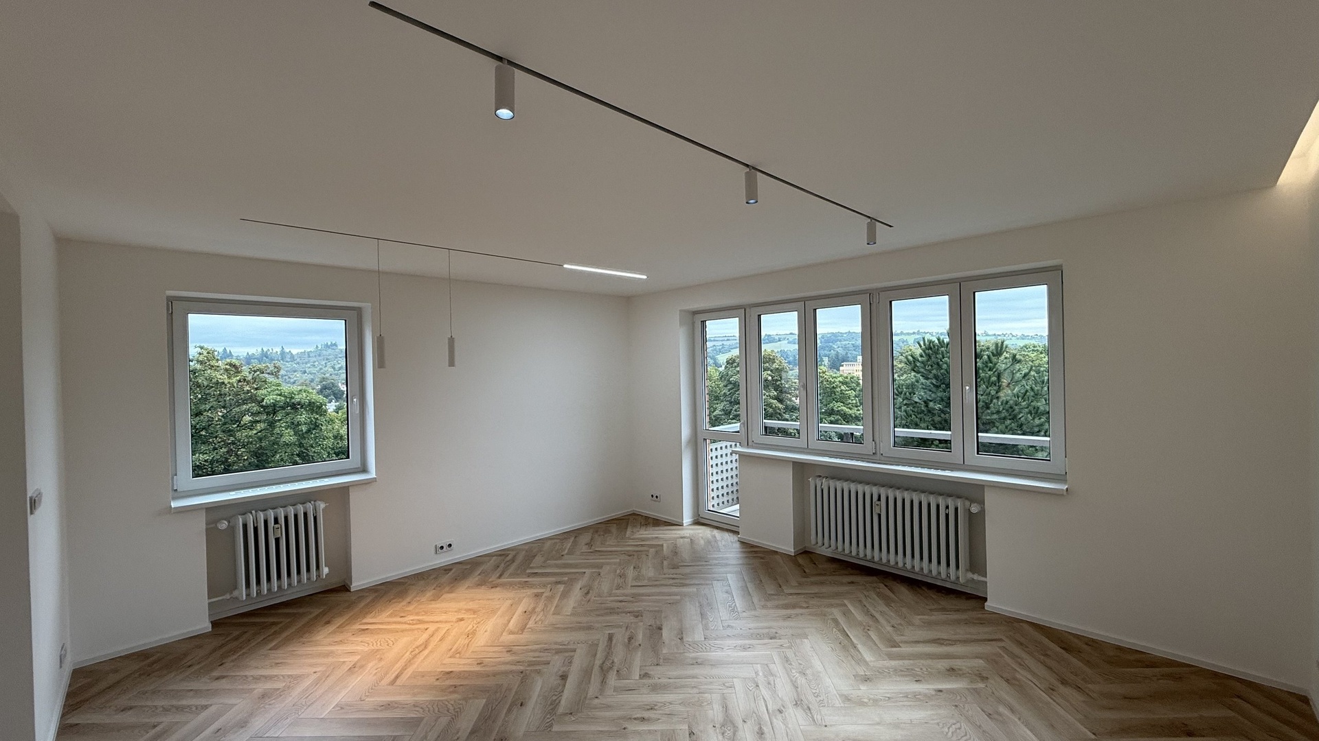 Pronájem novostavby bytu 2+1, 62 m2, balkón , sklep, parkování, Věžové domy, Zlín