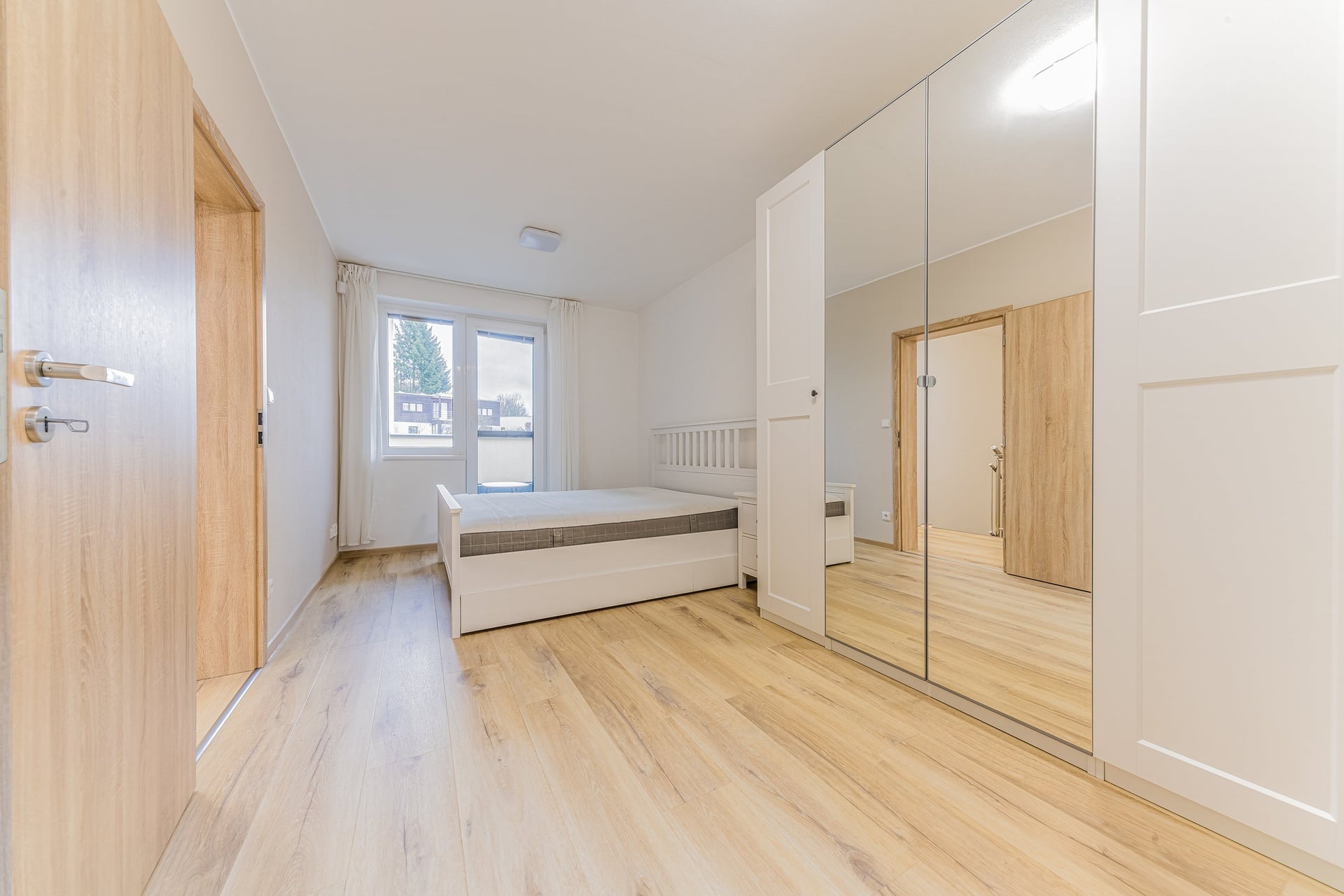 Prodej RD 6+2, 234 m2, zahrada, terasa, lodžie, garáž, parkování, Pod Stráněmi, Zlín