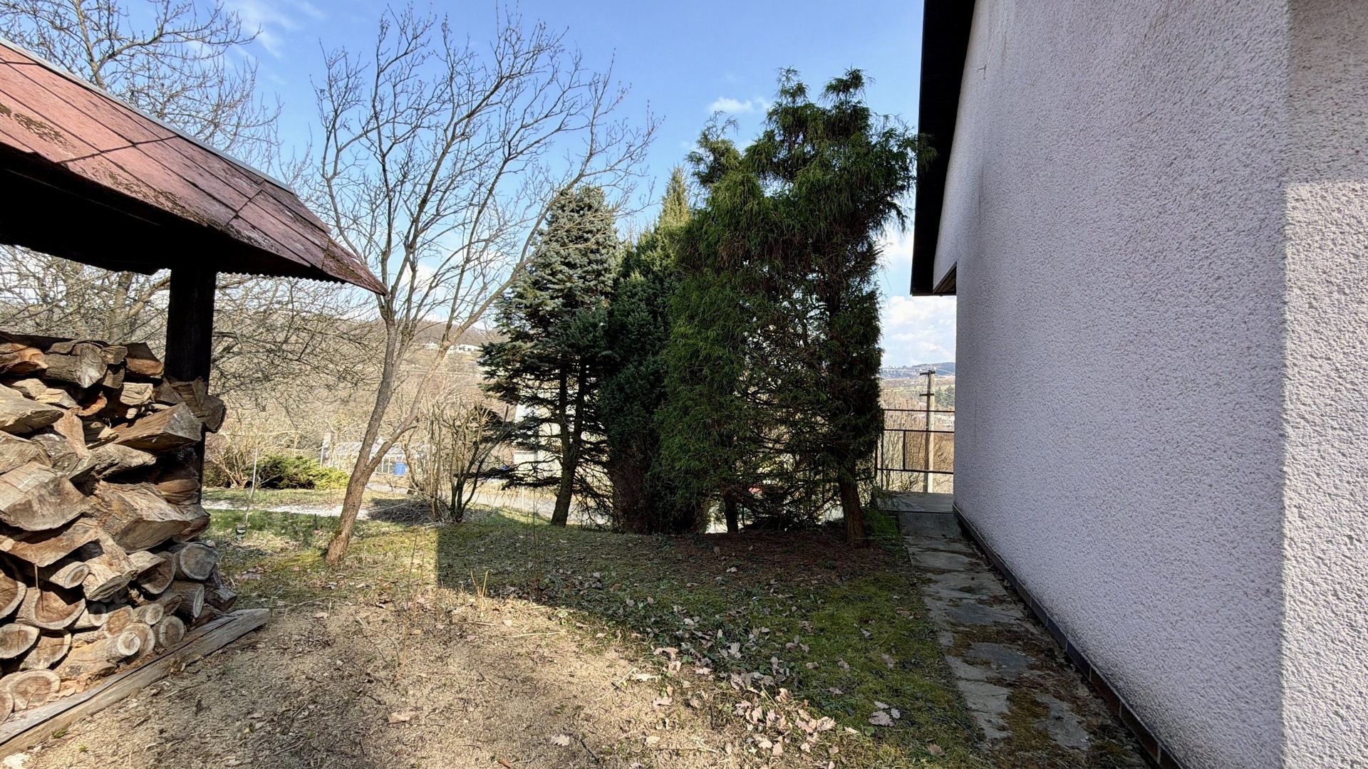 Prodej chaty 3+kk, 57 m², balkon, sklep, pergola, zahrada, Březnice u Zlína