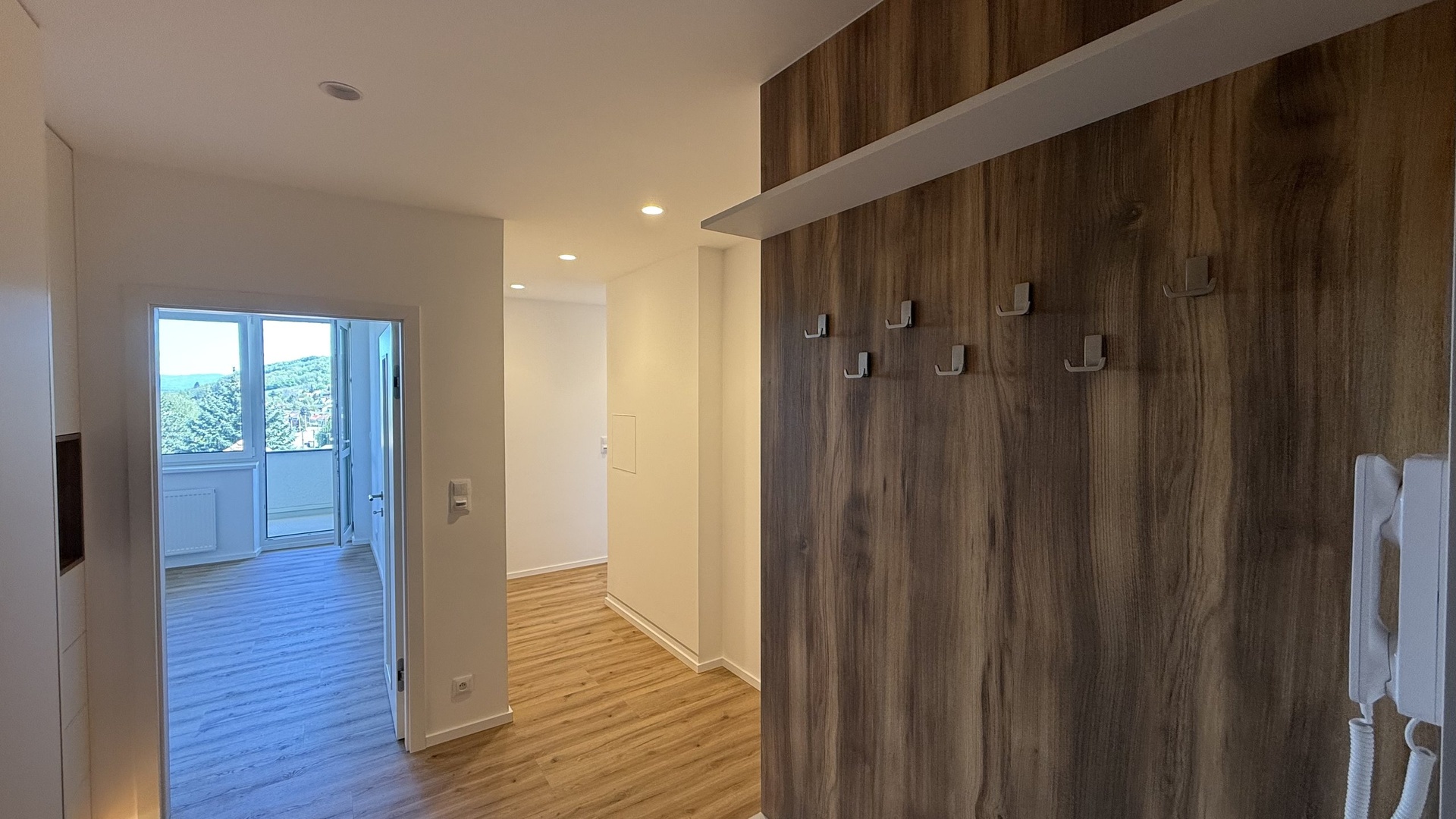 Prodej nového cihlového bytu 3+kk, 72 m2, 2x lodžie, sklep, garáž, Přílucká, Zlín