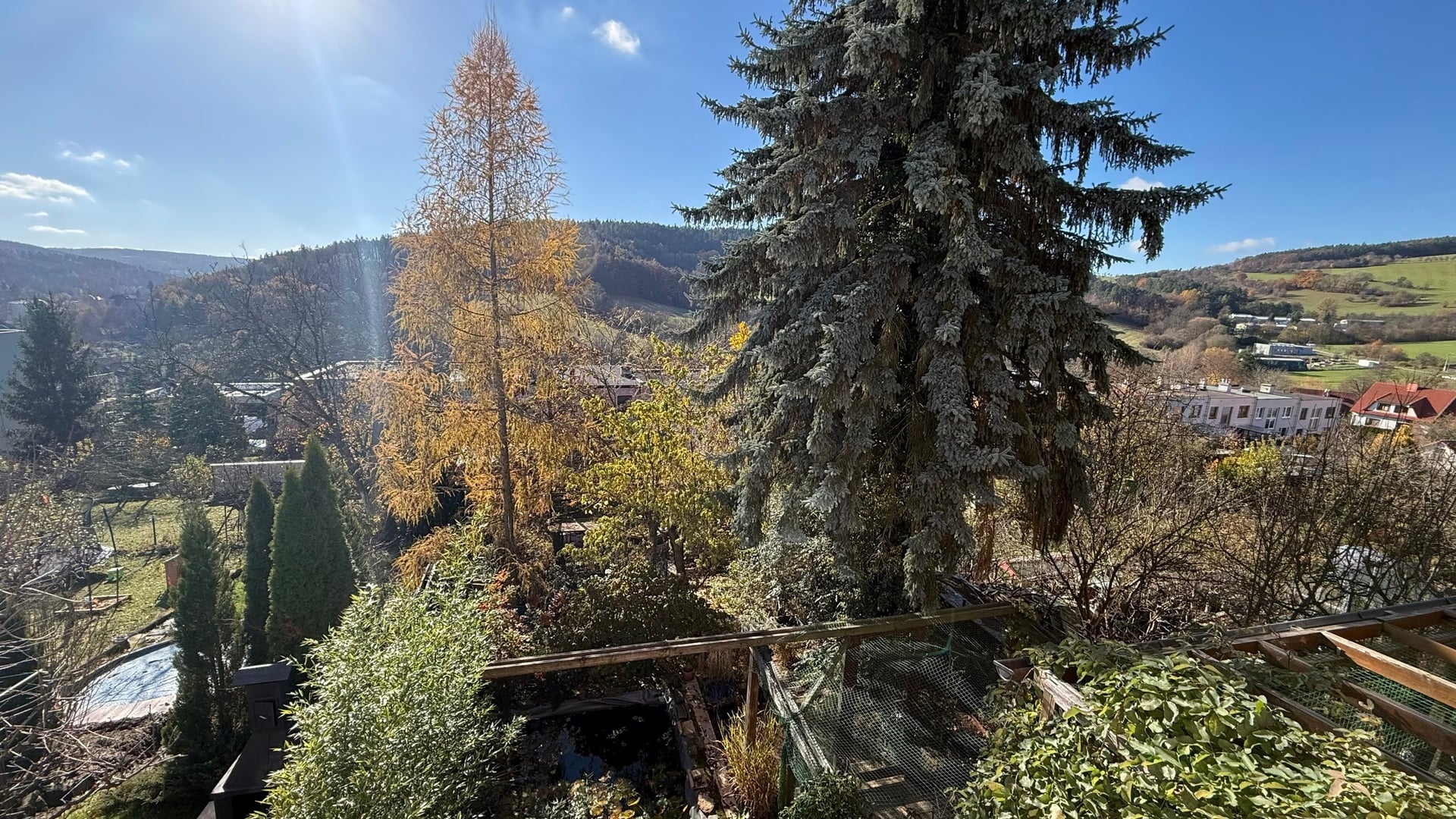 Prodej RD 6+kk, 235 m2, Nivy II, Pozlovice, zahrada, garáž, 2x parkovací místo, Luhačovice