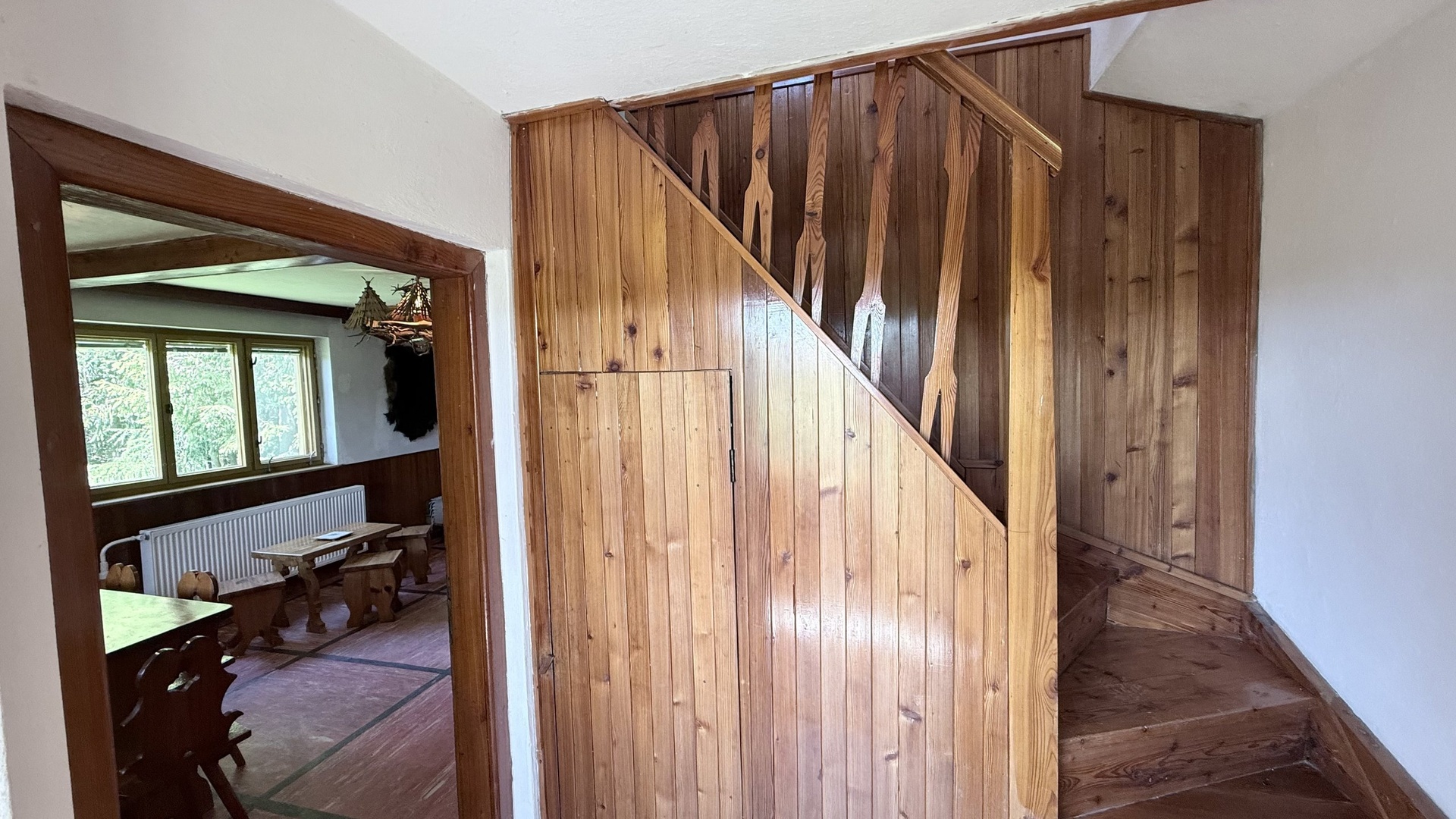Prodej rekreační chaty 3+1, 139 m2, zahrada, terasa, garáž, Košařiška, Držková
