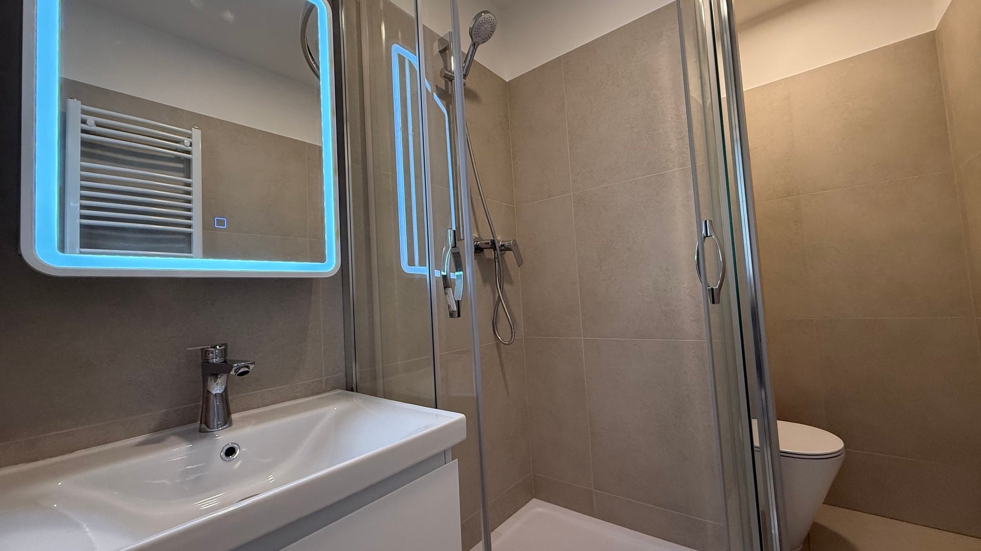 Pronájem zrekonstruovaného bytu 2+1, 56 m2, lodžie, sklep, Kúty, Zlín