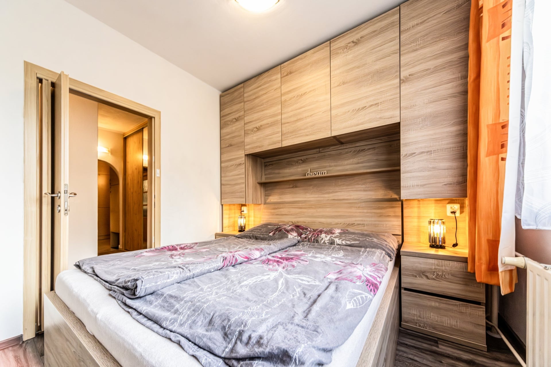 Prodej bytu 3+1, 70m2, 1.NP, lodžie, sklep, Moravská ul., Jižní Svahy, Zlín