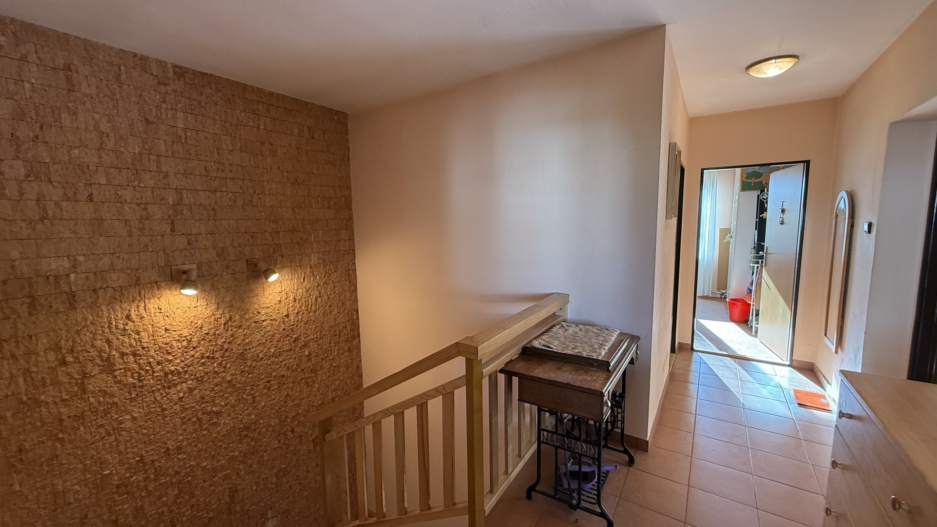 Prodej RD 6+kk, 235 m2, Nivy II, Pozlovice, zahrada, garáž, 2x parkovací místo, Luhačovice