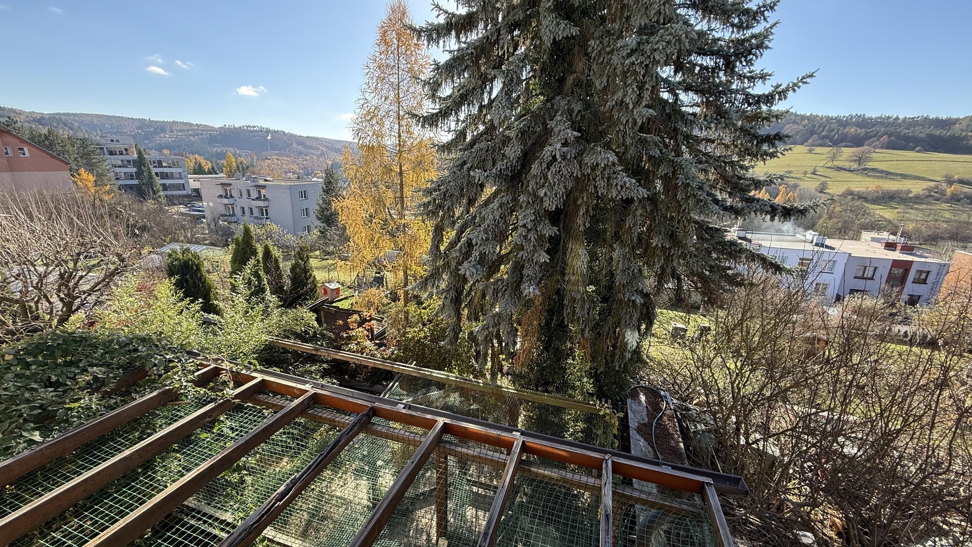 Prodej RD 6+kk, 235 m2, Nivy II, Pozlovice, zahrada, garáž, 2x parkovací místo, Luhačovice