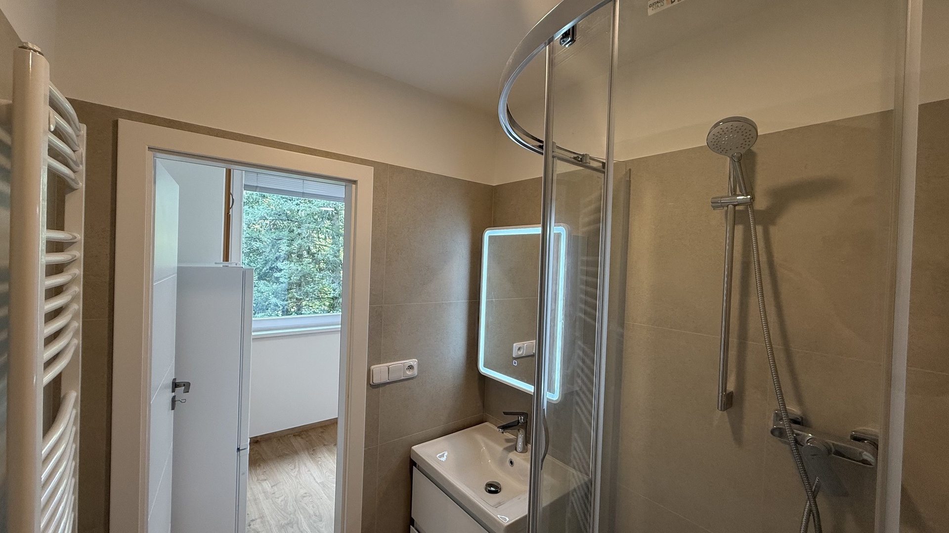 Pronájem zrekonstruovaného bytu 2+1, 56 m2, lodžie, sklep, Kúty, Zlín