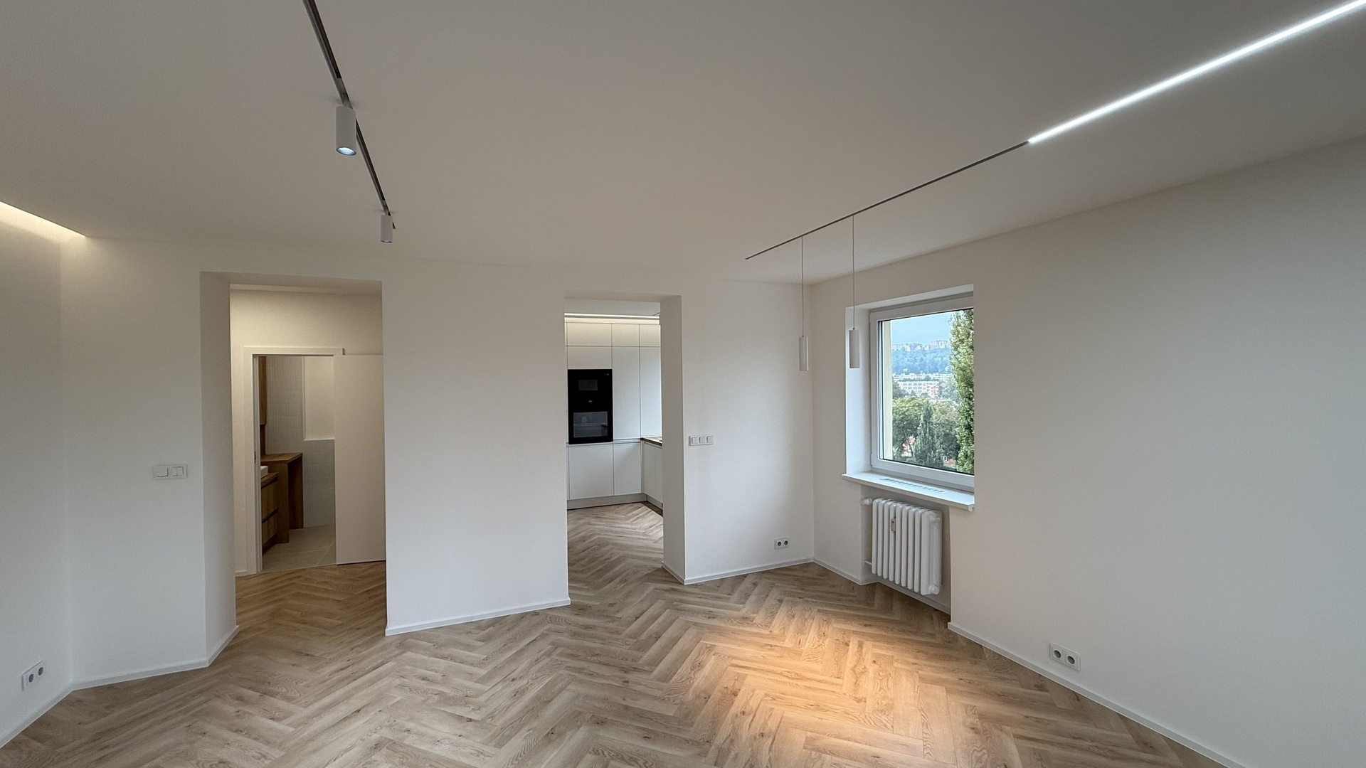 Pronájem novostavby bytu 2+1, 62 m2, balkón , sklep, parkování, Věžové domy, Zlín