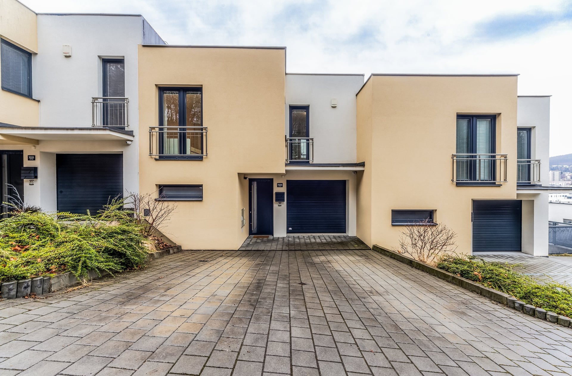 Eichner Pronájem RD 6+2, 234 m2, zahrada, terasa, lodžie, garáž, parkování, Pod Stráněmi, Zlín