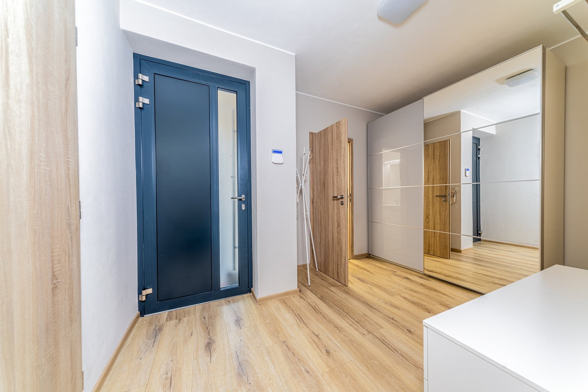 Pronájem RD 6+2, 234 m2, zahrada, terasa, lodžie, garáž, parkování, Pod Stráněmi, Zlín