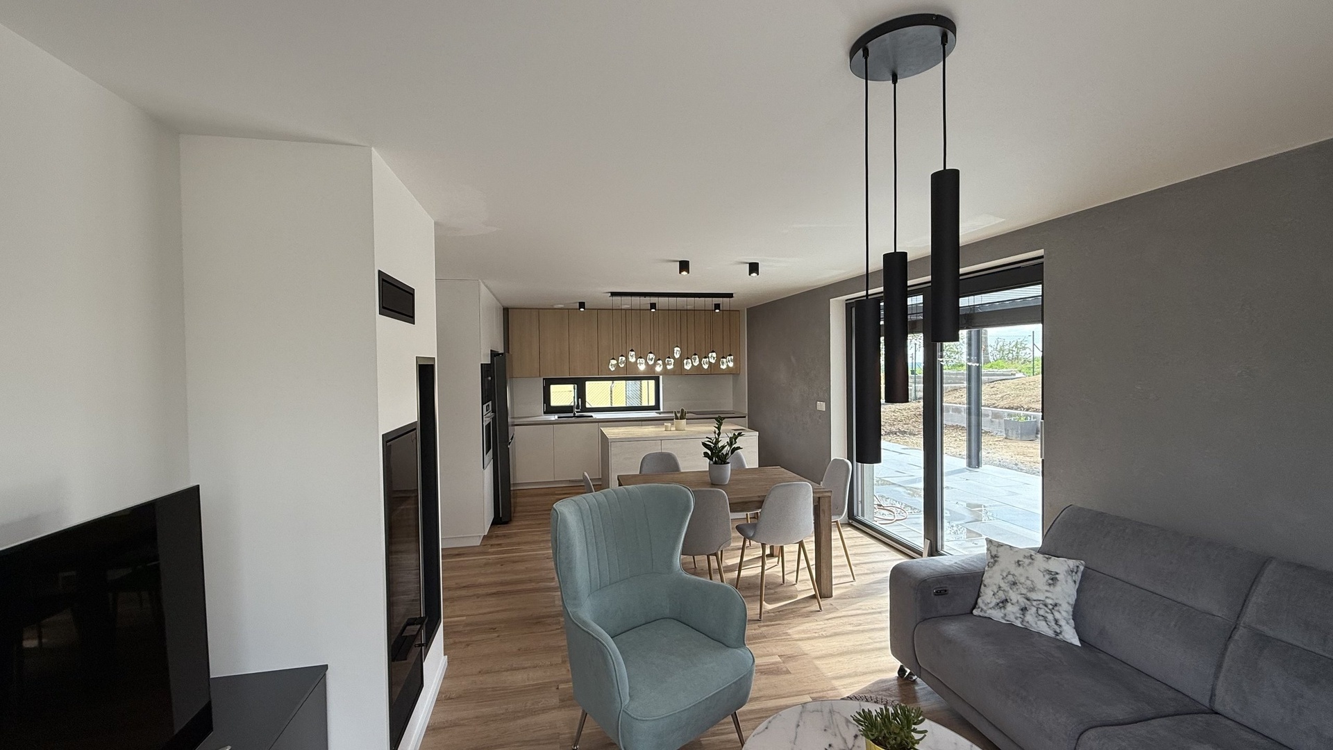 Prodej novostavby RD 5+kk,  124 m2, zahrada 719 m2, parkování, Panenské Břežany, Praha-východ
