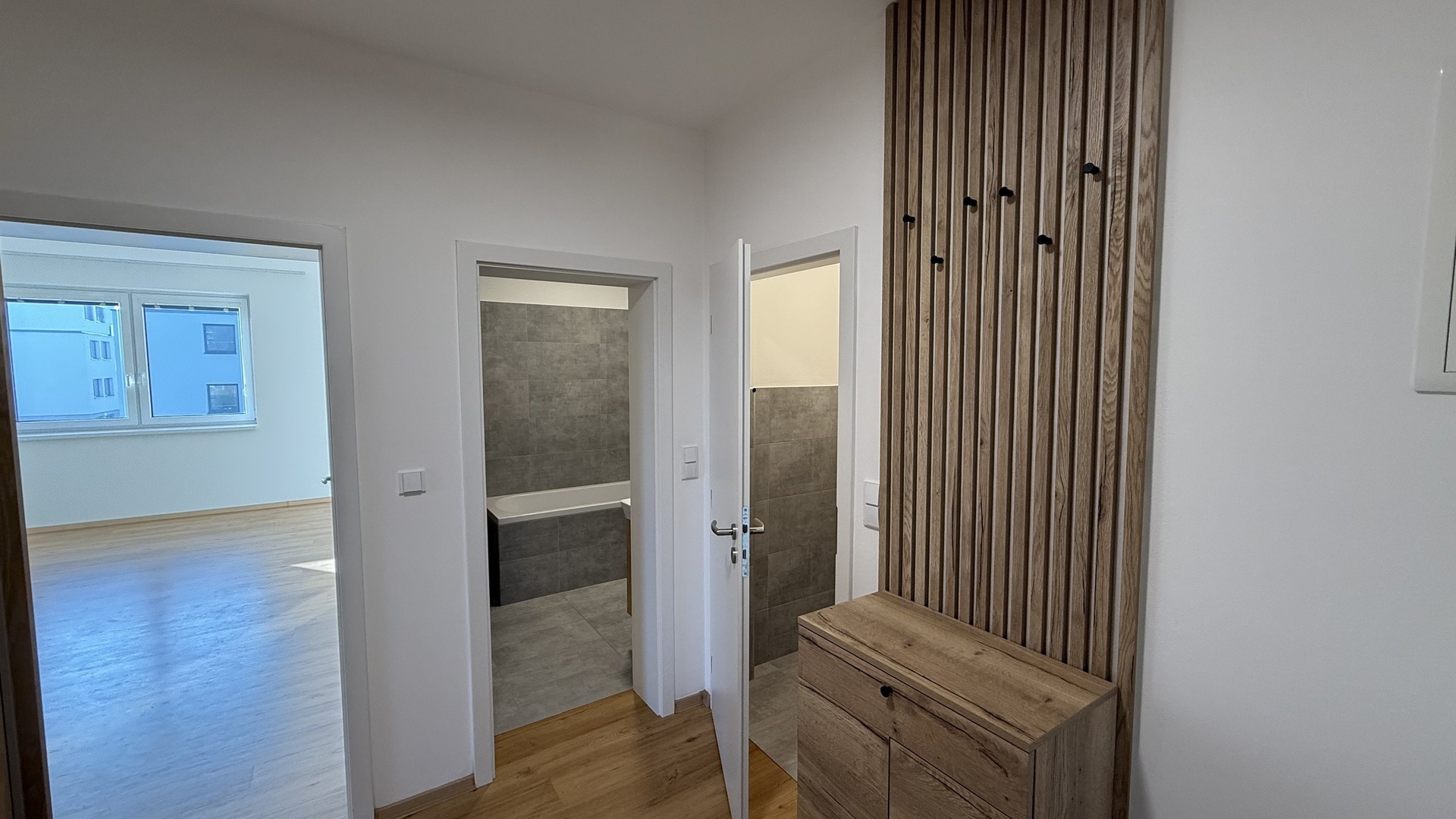 Pronájem bytu 3+kk, 77 m², novostavba, 2 balkóny, Komenského, Fryšták - Horní Ves