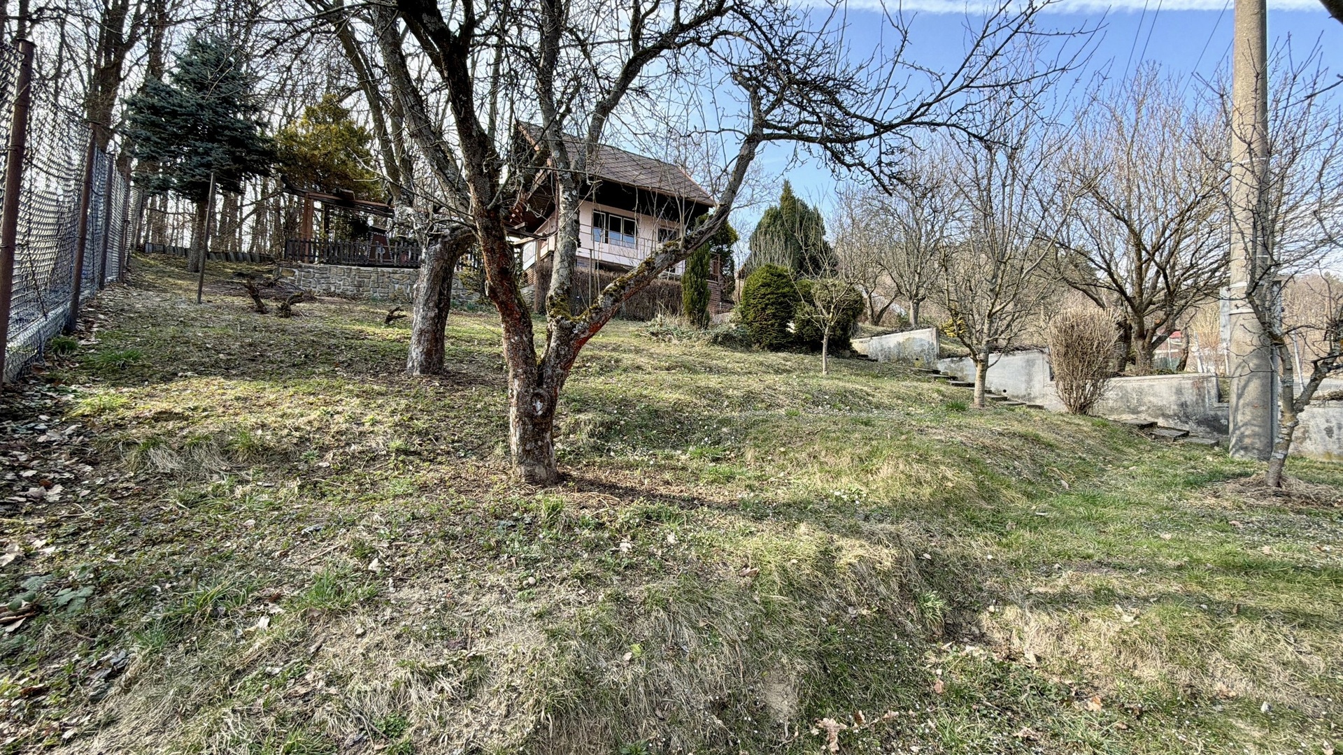 Prodej chaty 3+kk, 57 m², balkon, sklep, pergola, zahrada, Březnice u Zlína