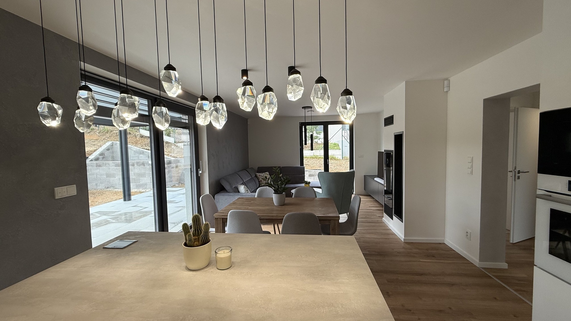 Prodej novostavby RD 5+kk,  124 m2, zahrada 719 m2, parkování, Panenské Břežany, Praha-východ