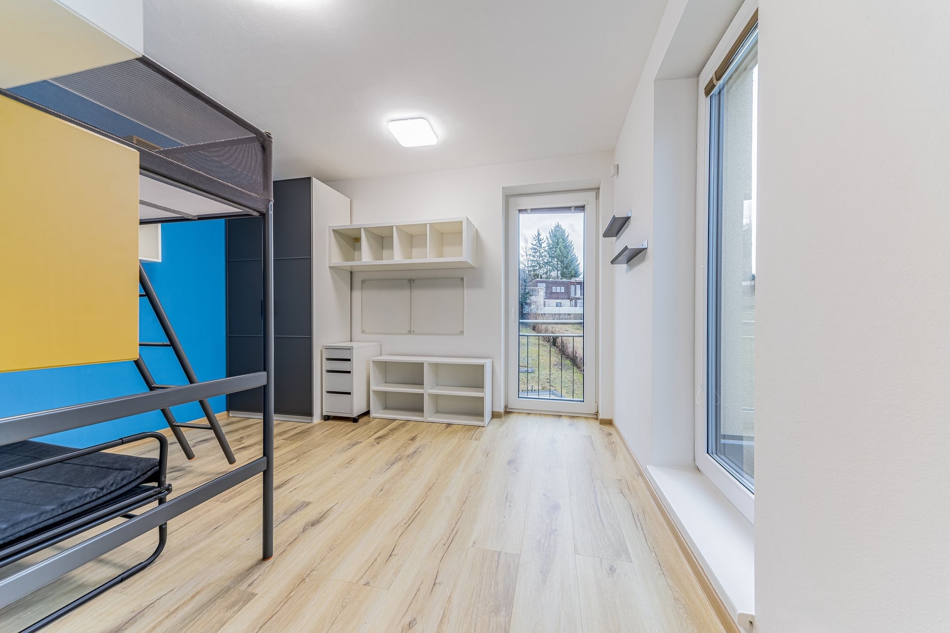 Pronájem RD 6+2, 234 m2, zahrada, terasa, lodžie, garáž, parkování, Pod Stráněmi, Zlín