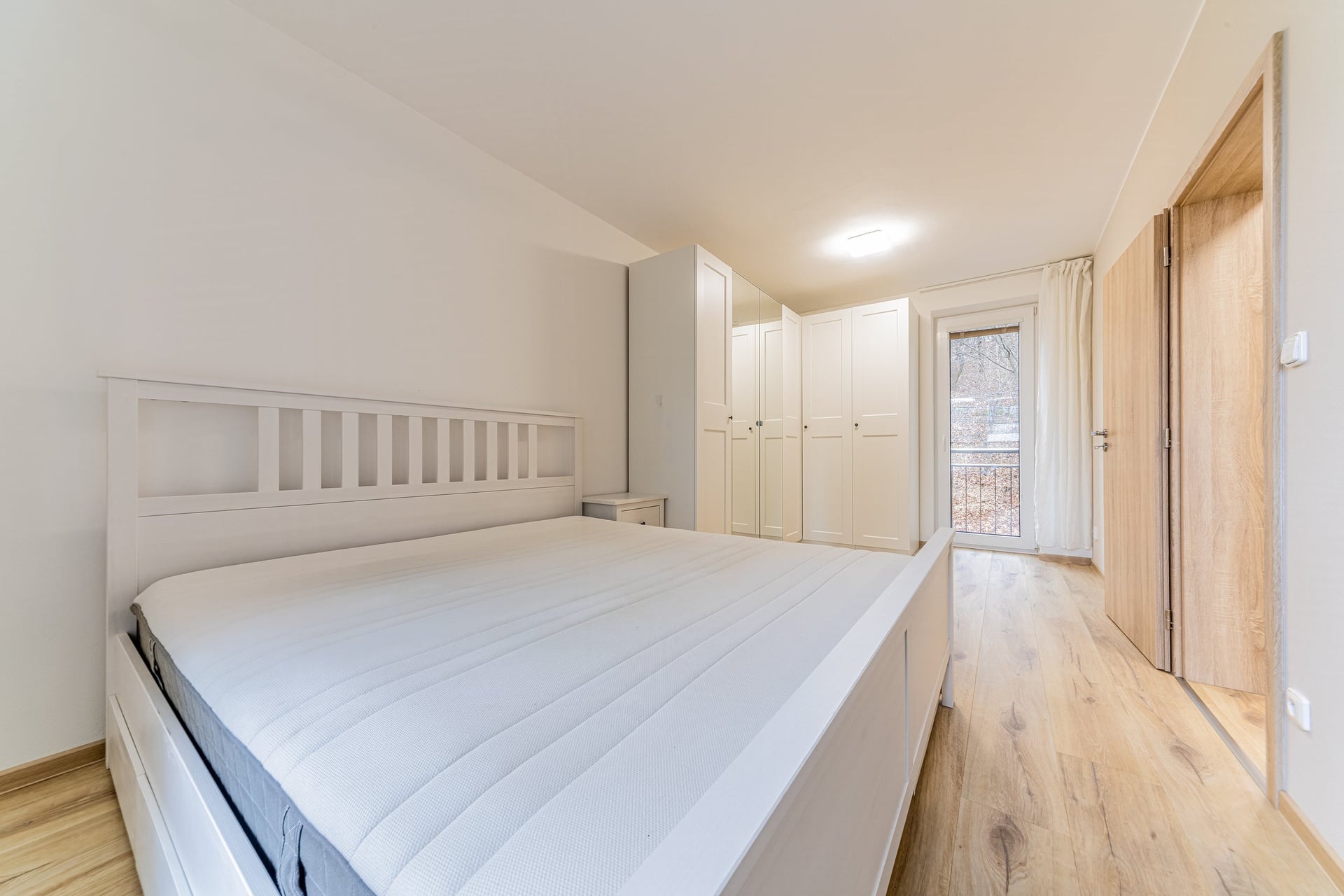 Pronájem RD 6+2, 234 m2, zahrada, terasa, lodžie, garáž, parkování, Pod Stráněmi, Zlín