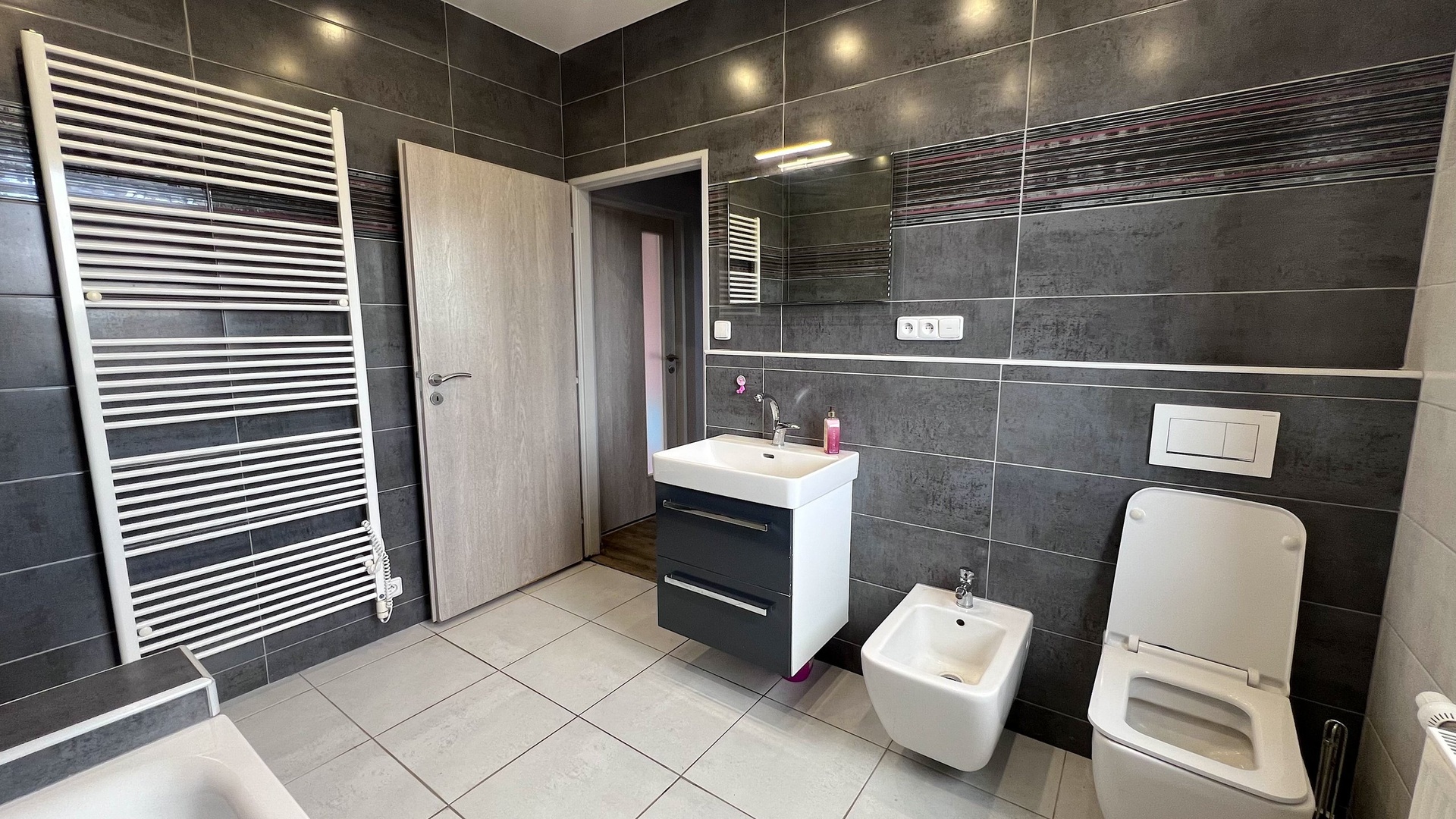 Prodej RD 4+kk, 148 m², zahrada 543 m², terasa 60 m², balkón, sklep, Lesní čtvrť, Zlín