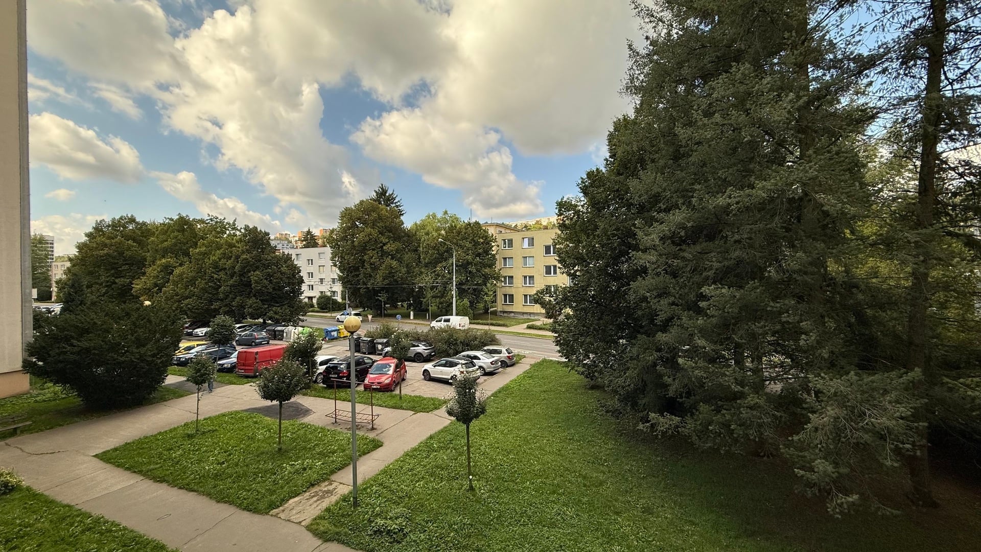 Pronájem zrekonstruovaného bytu 2+1, 56 m2, lodžie, sklep, Kúty, Zlín