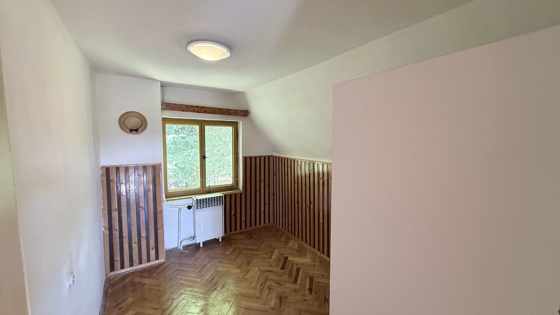 Prodej rekreační chaty 3+1, 139 m2, zahrada, terasa, garáž, Košařiška, Držková
