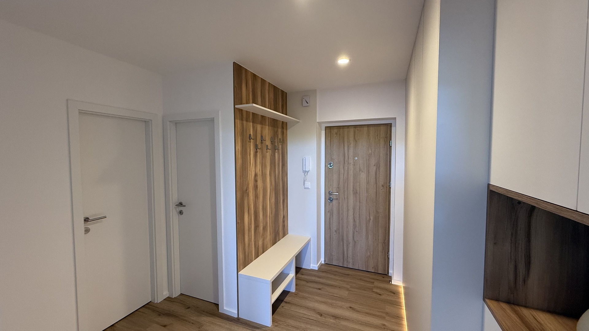Prodej nového cihlového bytu 3+kk, 72 m2, 2x lodžie, sklep, garáž, Přílucká, Zlín