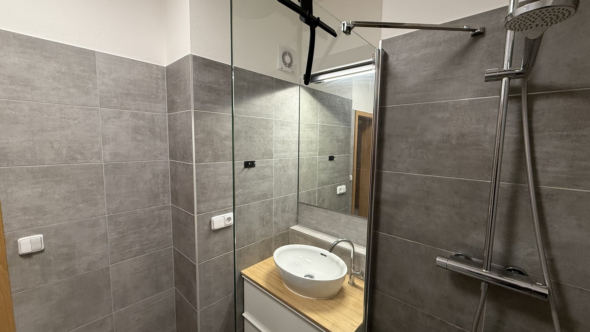 Prodej moderního bytu 3+kk, 68 m2, novostavba, 2x balkón, sklep, 2x parkovací místo, Horní Ves, Fryšták