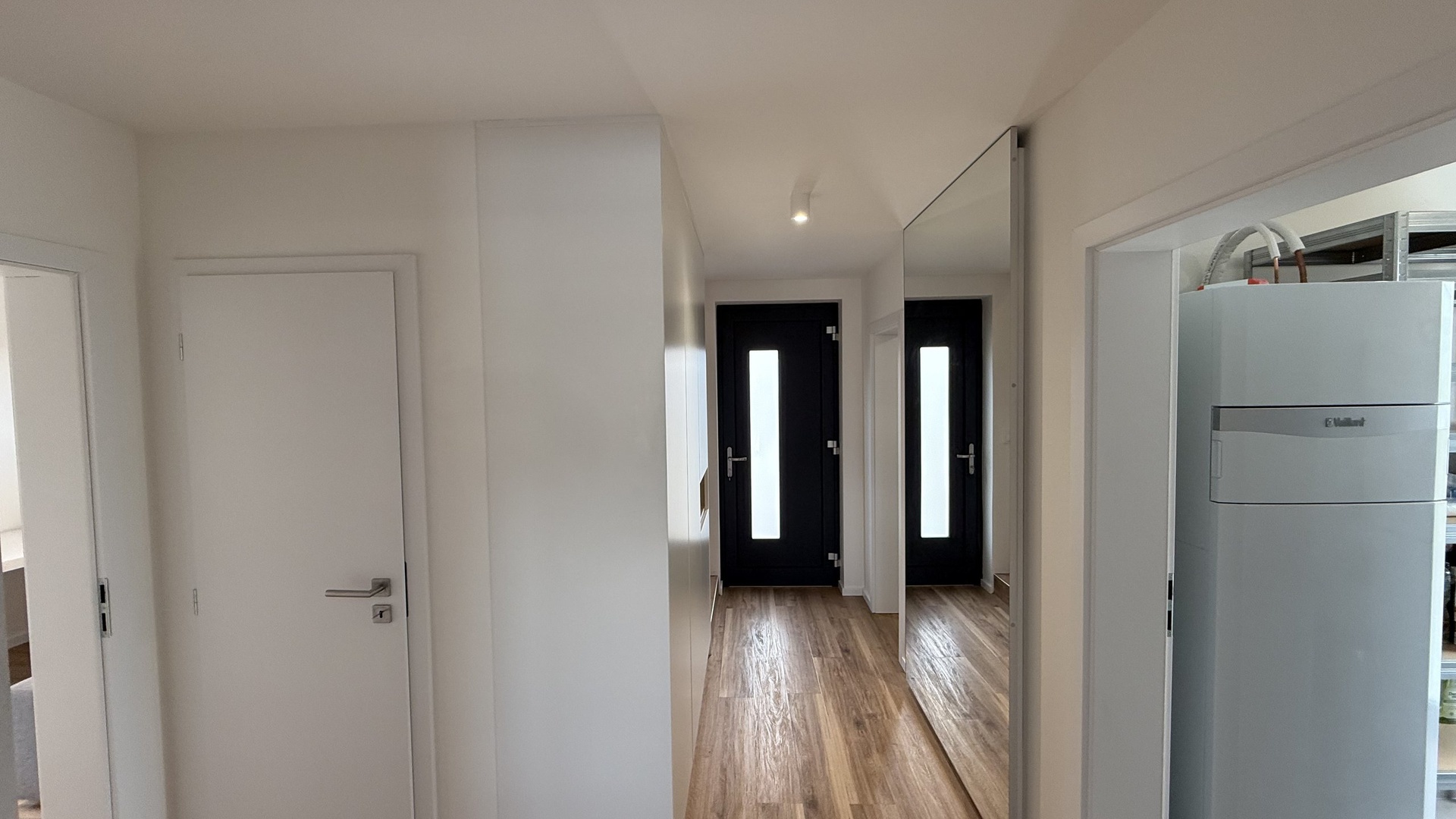 Prodej novostavby RD 5+kk,  124 m2, zahrada 719 m2, parkování, Panenské Břežany, Praha-východ