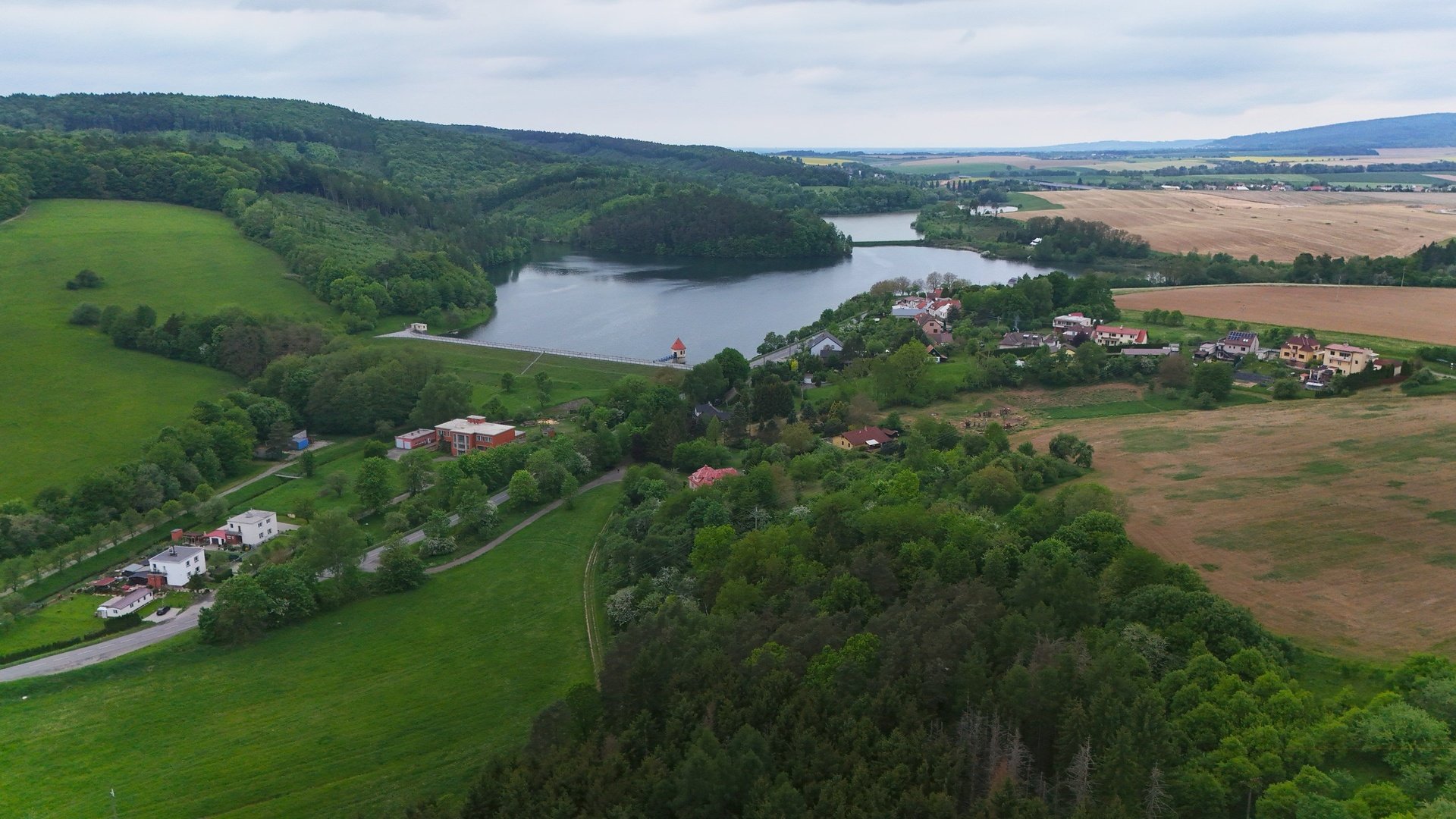 Eichner Prodej zasíťovaného stavebního pozemku , 2620 m2, Kostelec u Zlína, Zlín