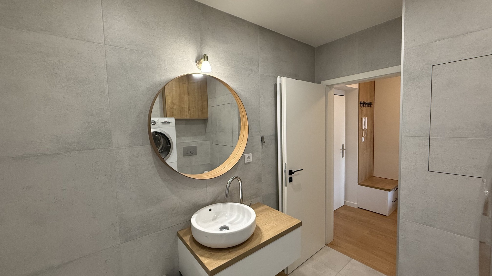 Prodej moderního zděného bytu 2+kk, 53 m2, lodžie, sklep, Zelinova, Zlín