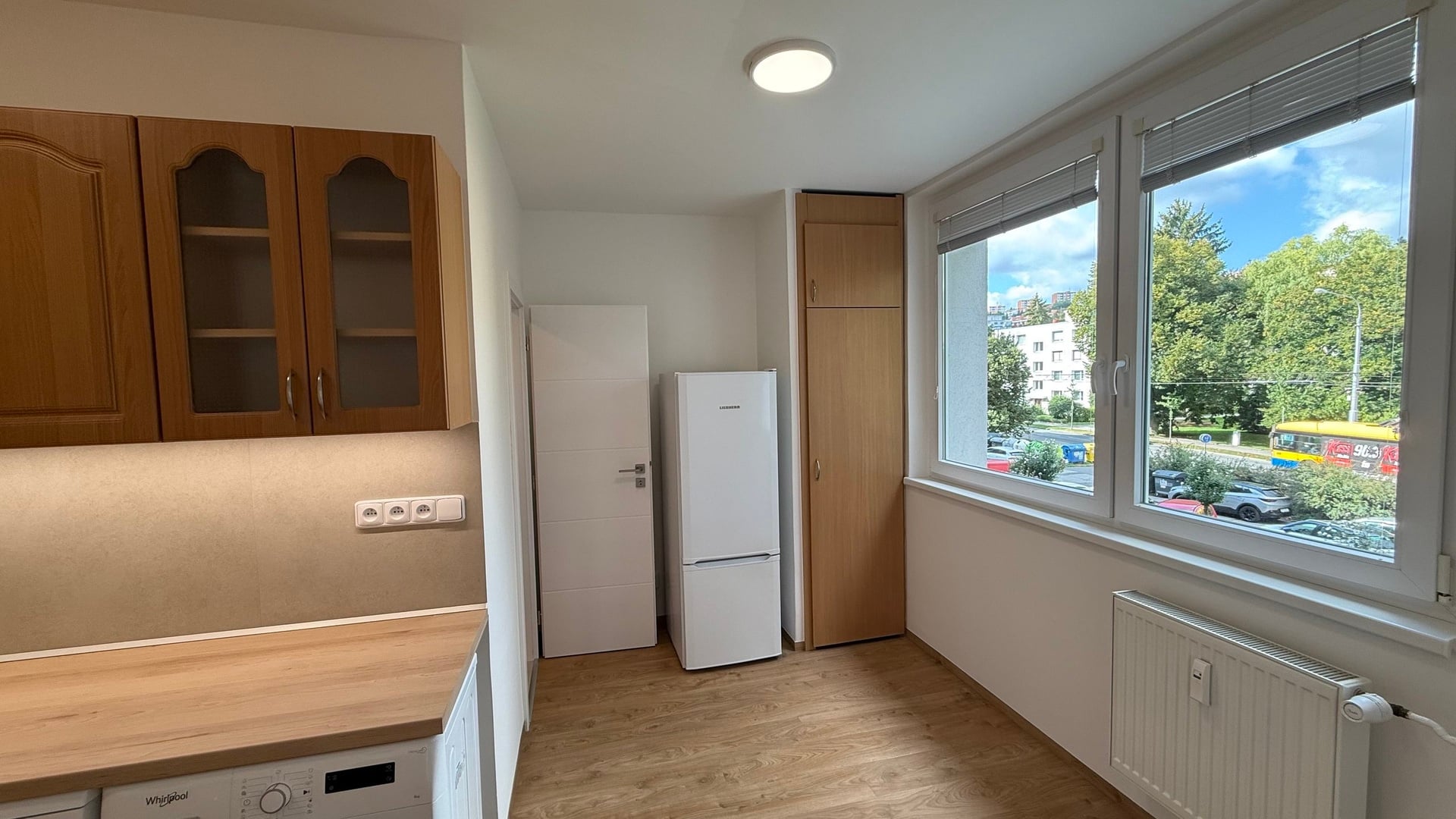 Pronájem zrekonstruovaného bytu 2+1, 56 m2, lodžie, sklep, Kúty, Zlín