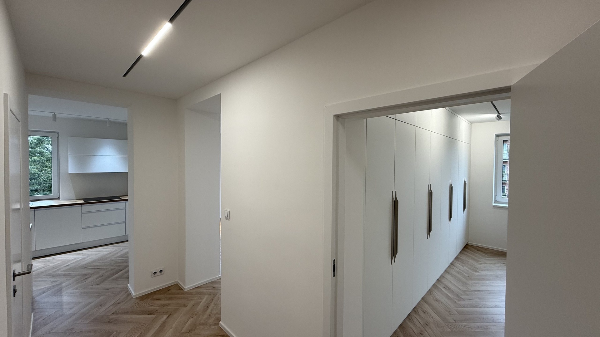 Pronájem novostavby bytu 2+1, 62 m2, balkón , sklep, parkování, Věžové domy, Zlín