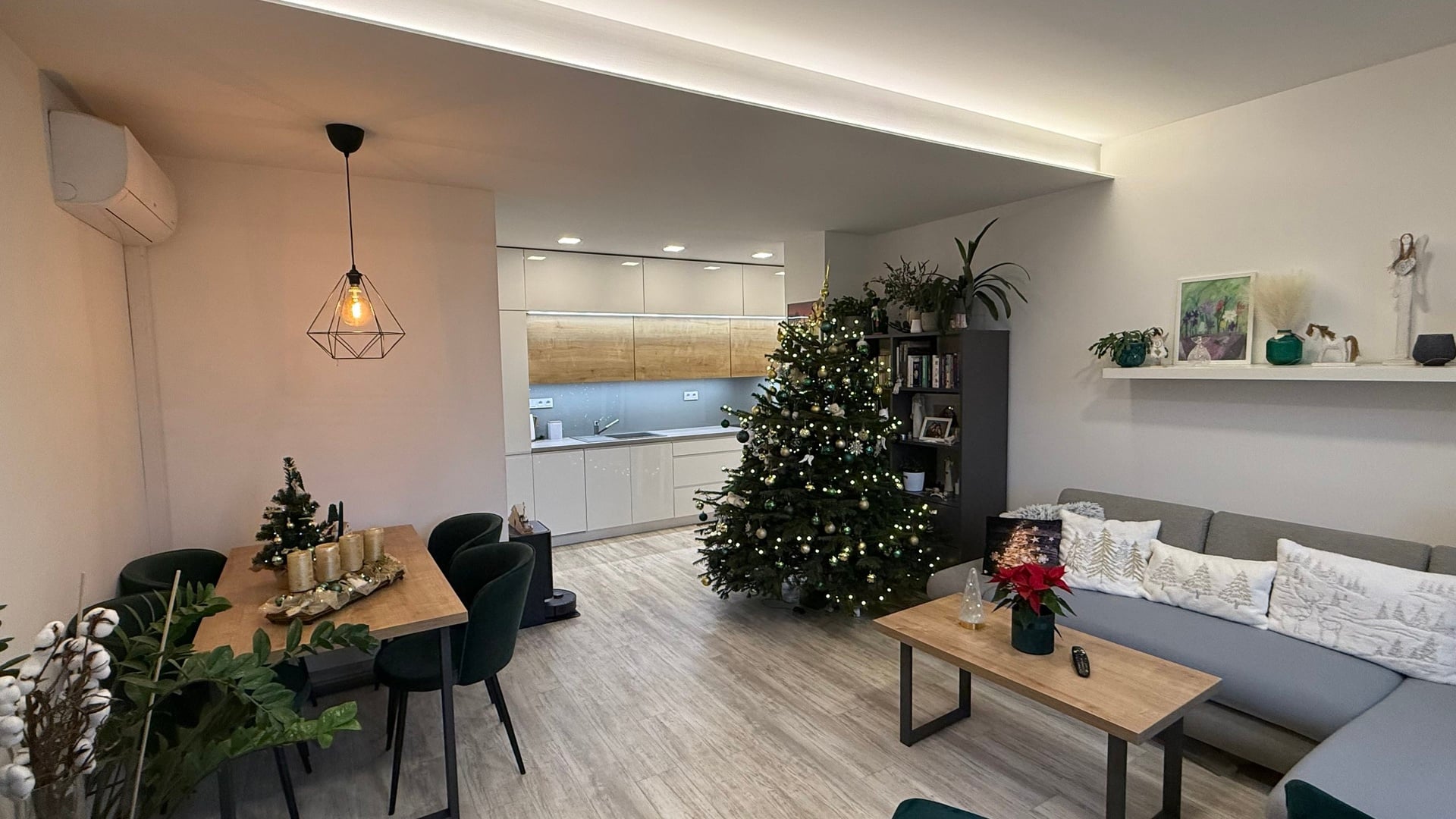 Prodej cihlového bytu 3+kk, 62 m2, sklep, parkování, centrum, Uherský Brod